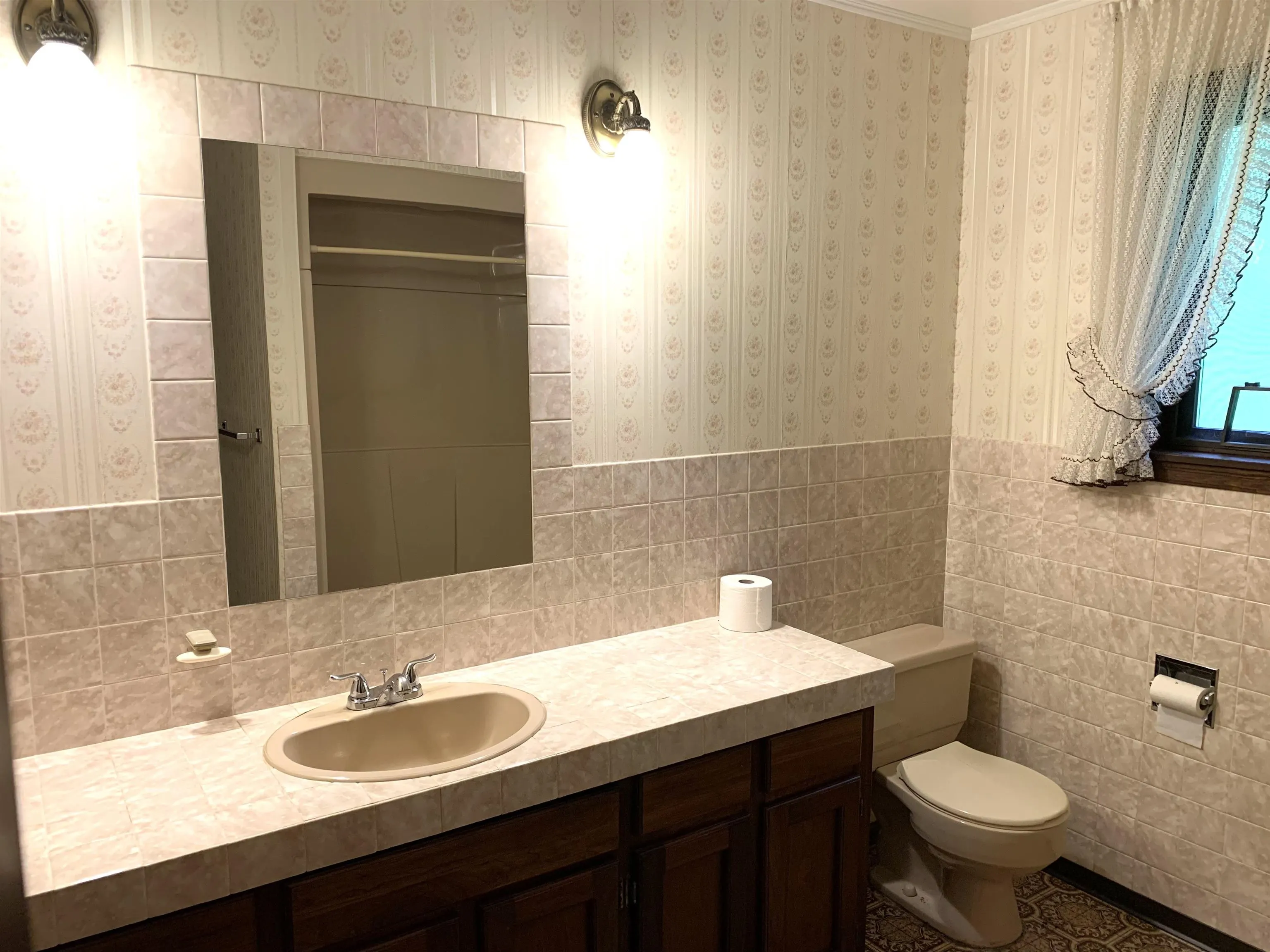 29933 Anderson Avenue