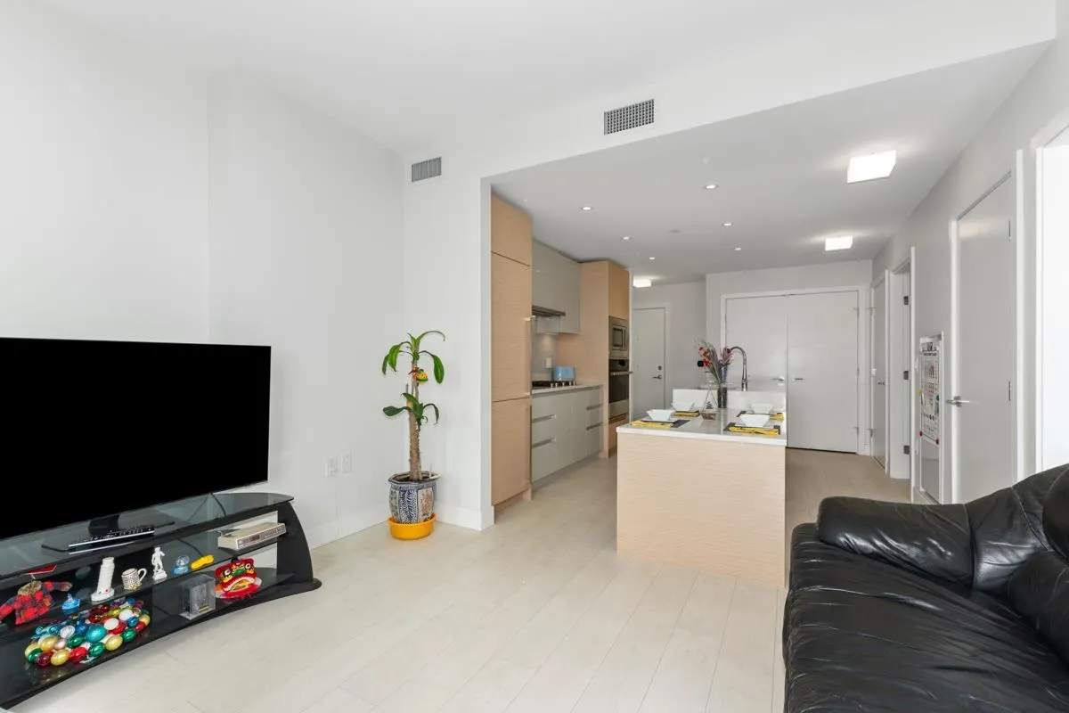 701 3538 Sawmill Crescent