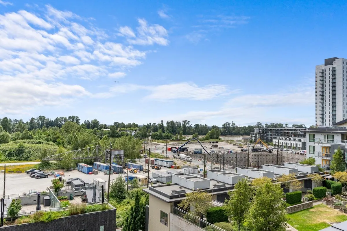 701 3538 Sawmill Crescent