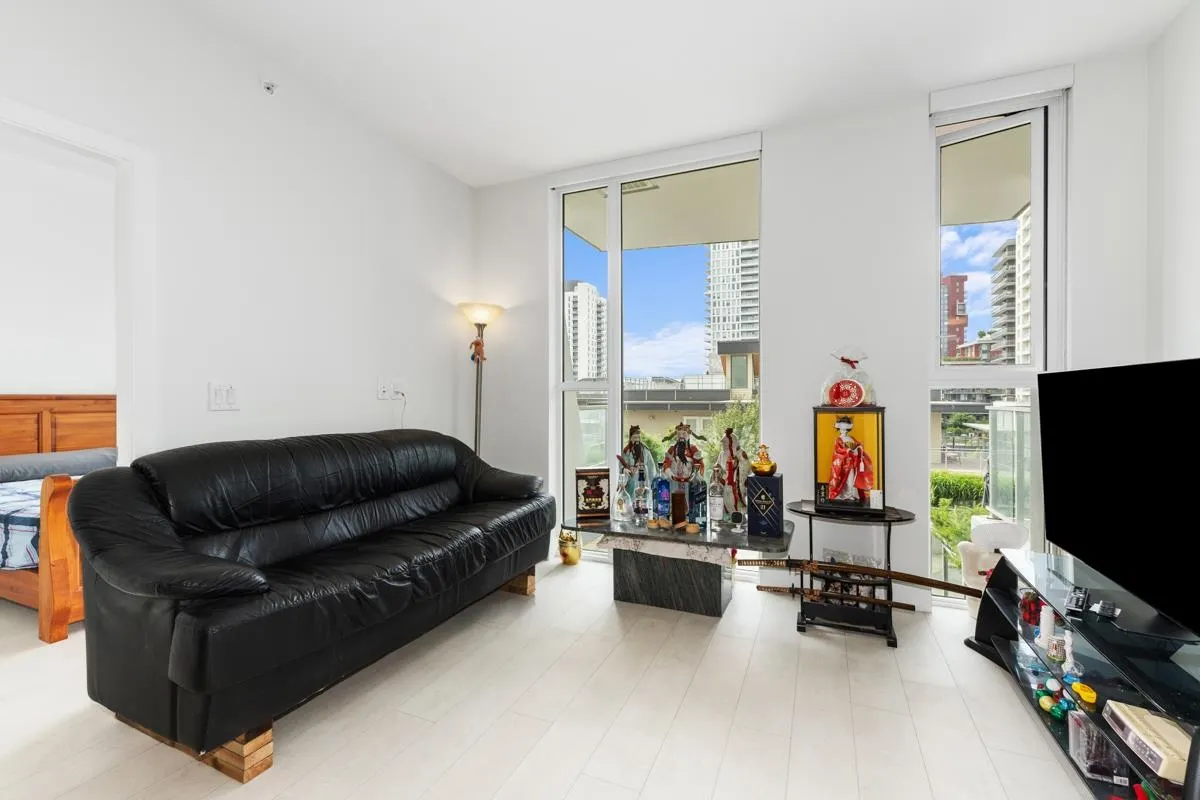 701 3538 Sawmill Crescent