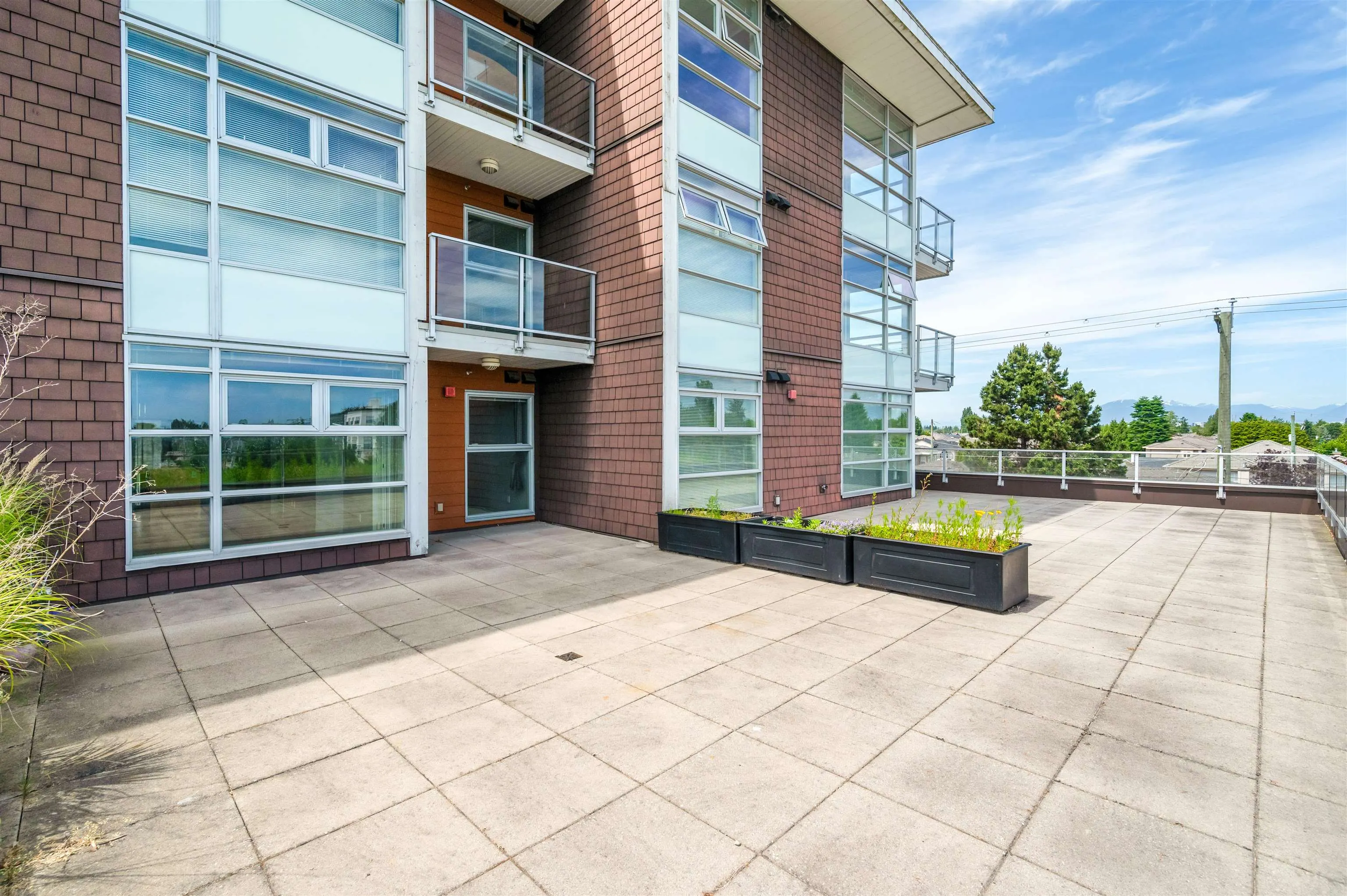 413 10020 Dunoon Drive
