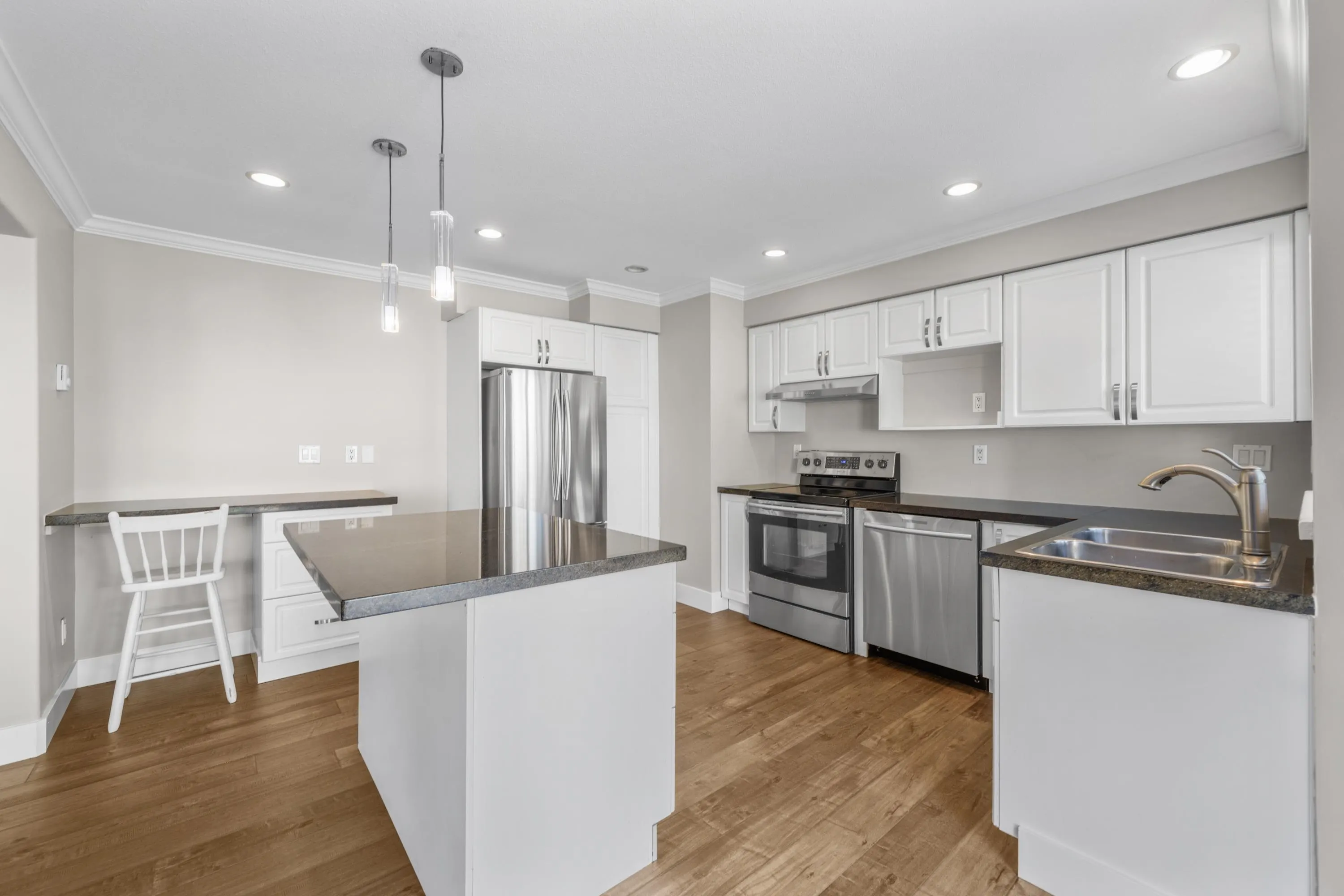 115 22515 116 Avenue