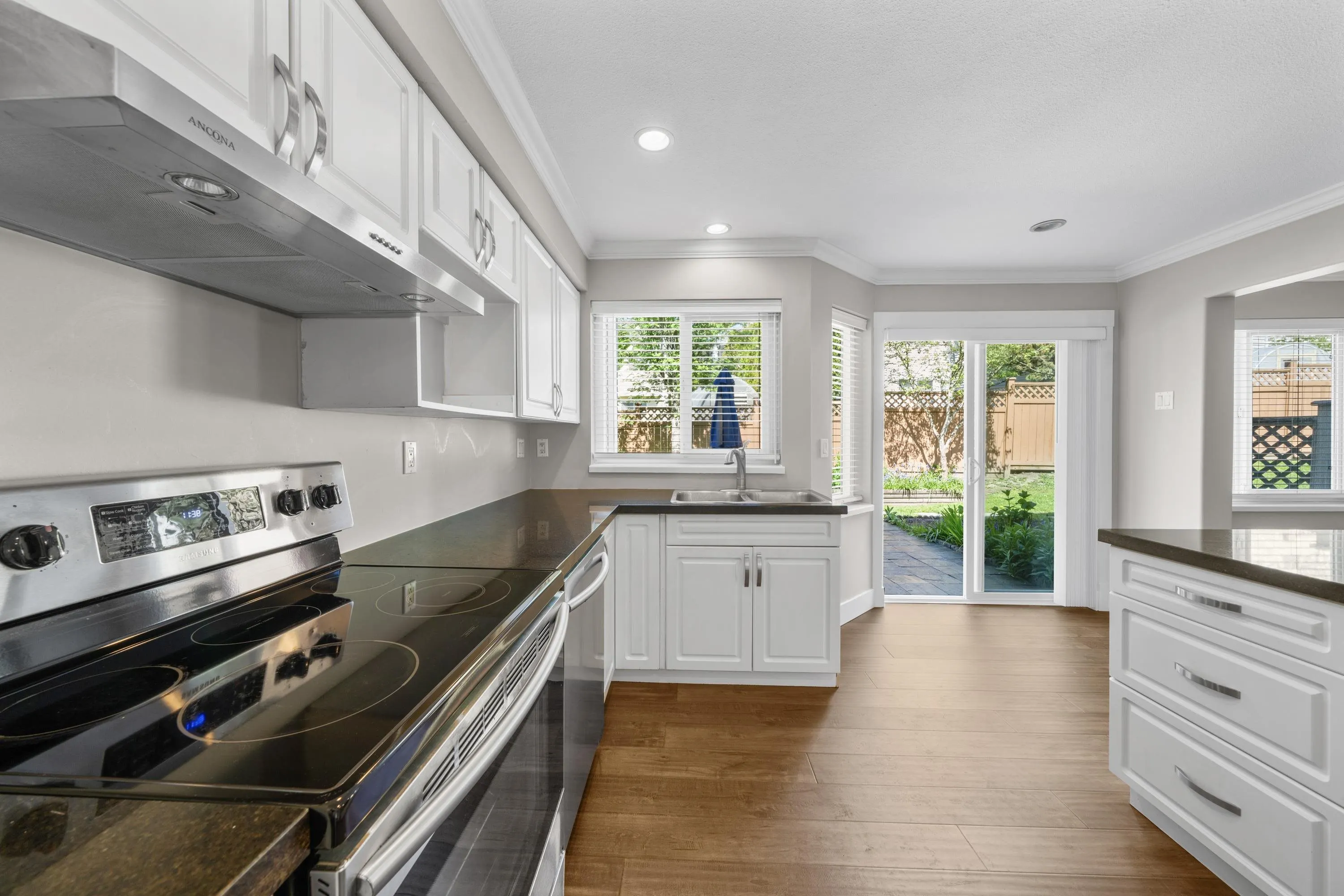 115 22515 116 Avenue