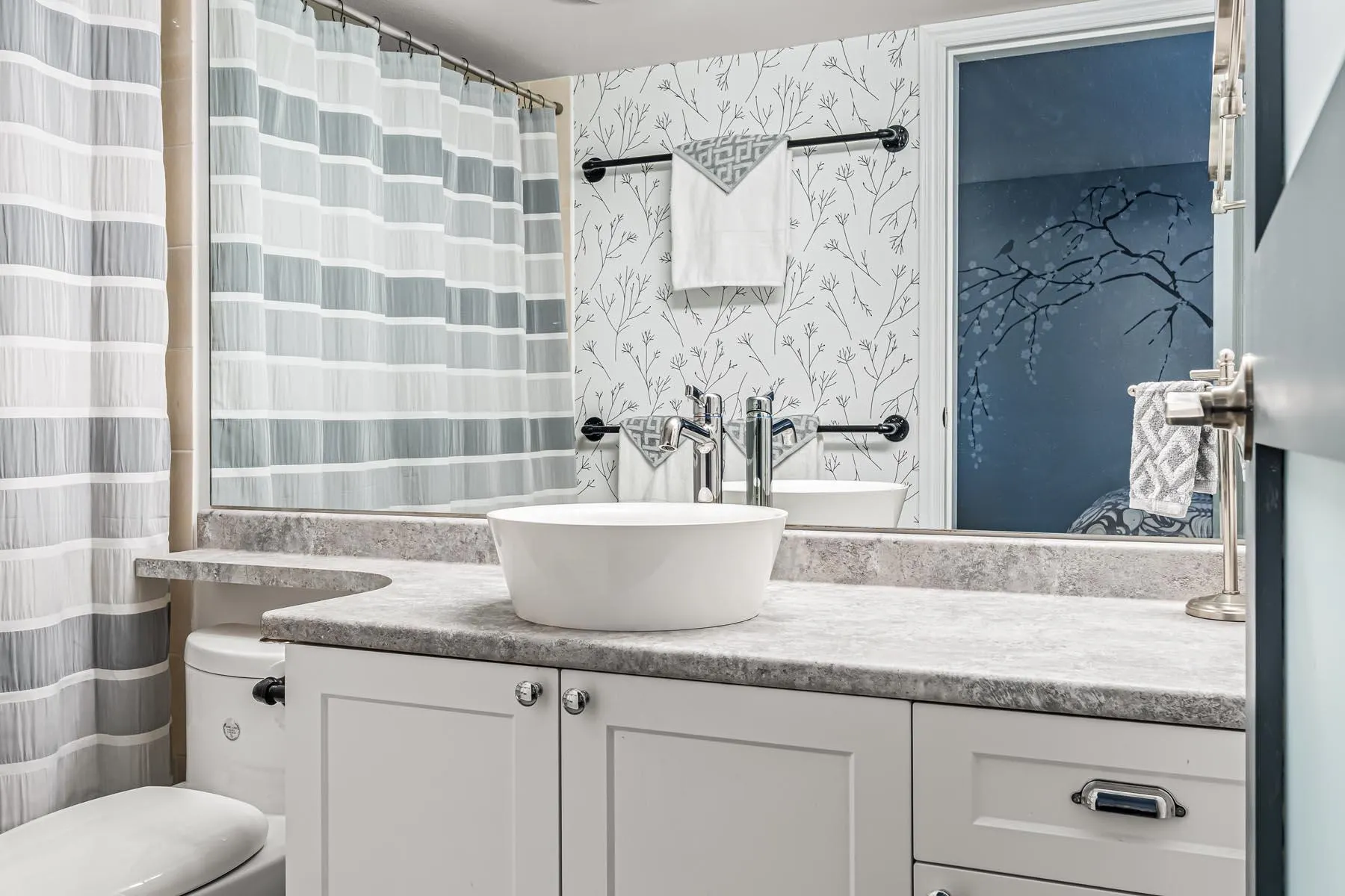 203 10743 139 Street