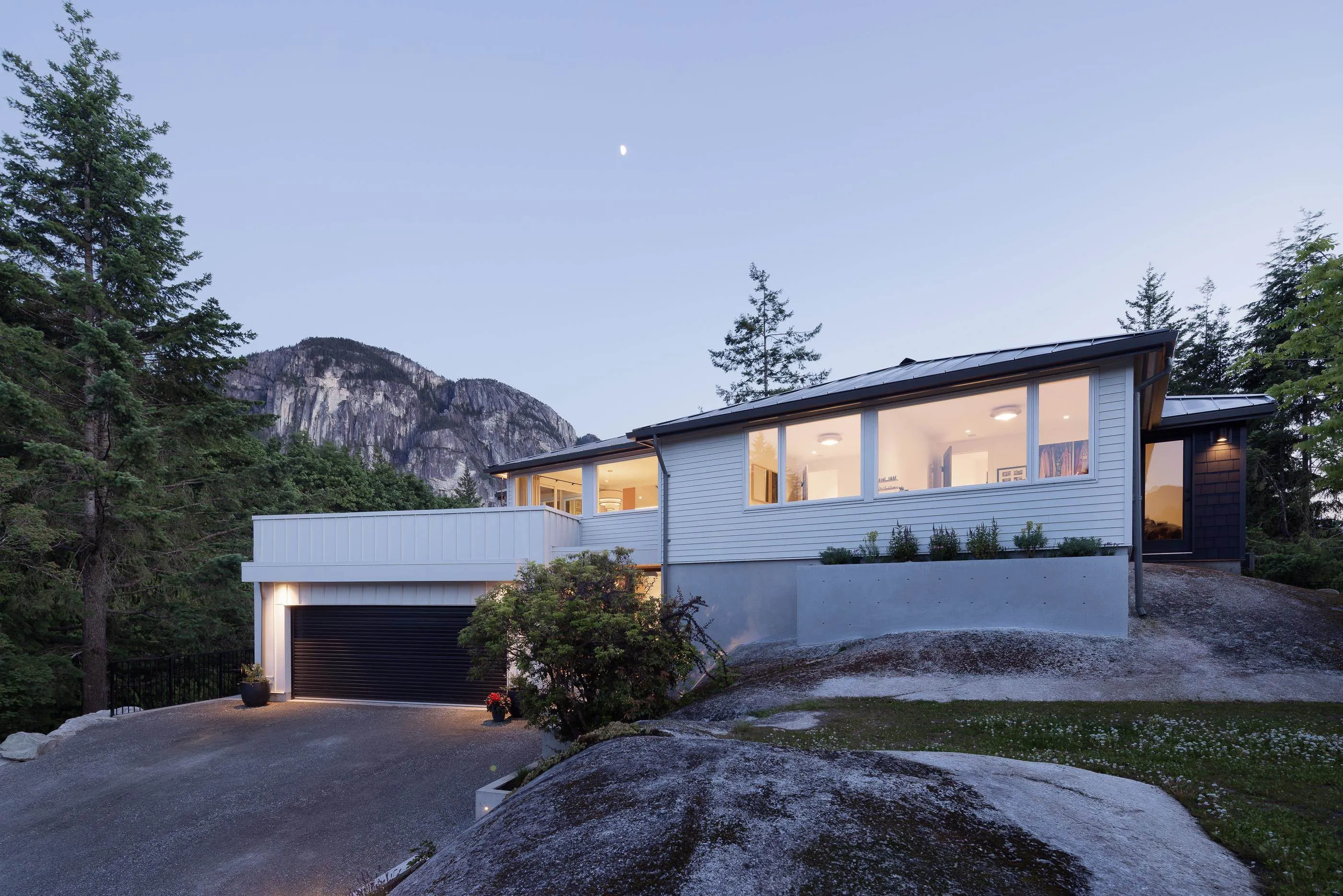 38243 Vista Crescent