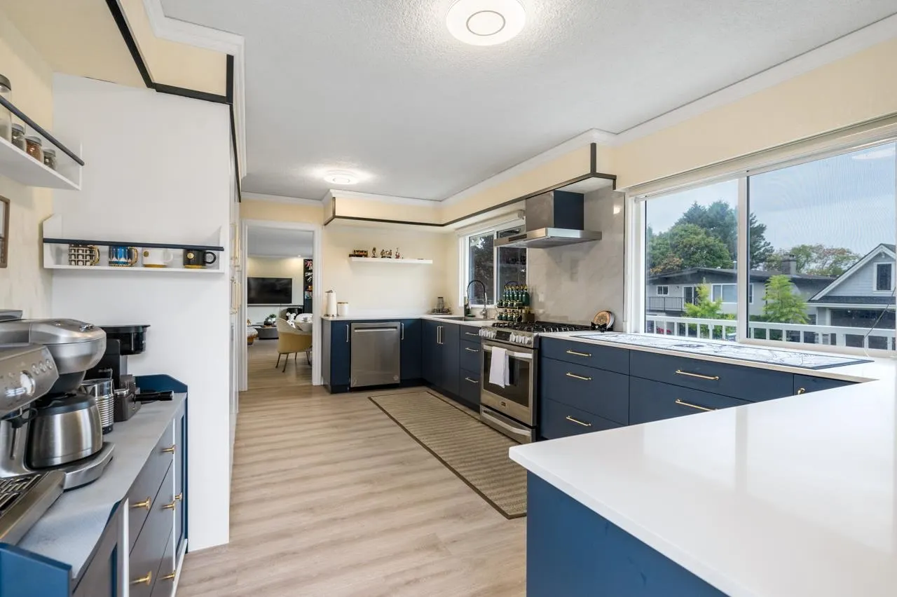 10864 Springmont Gate