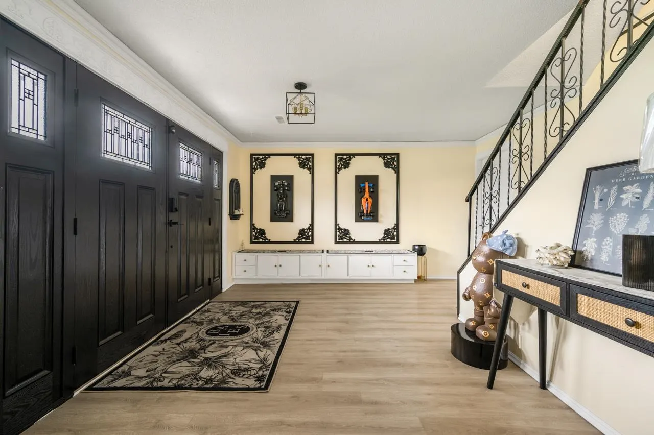 10864 Springmont Gate