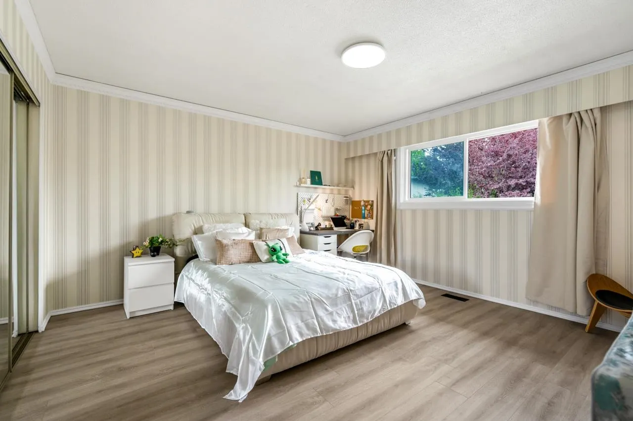 10864 Springmont Gate
