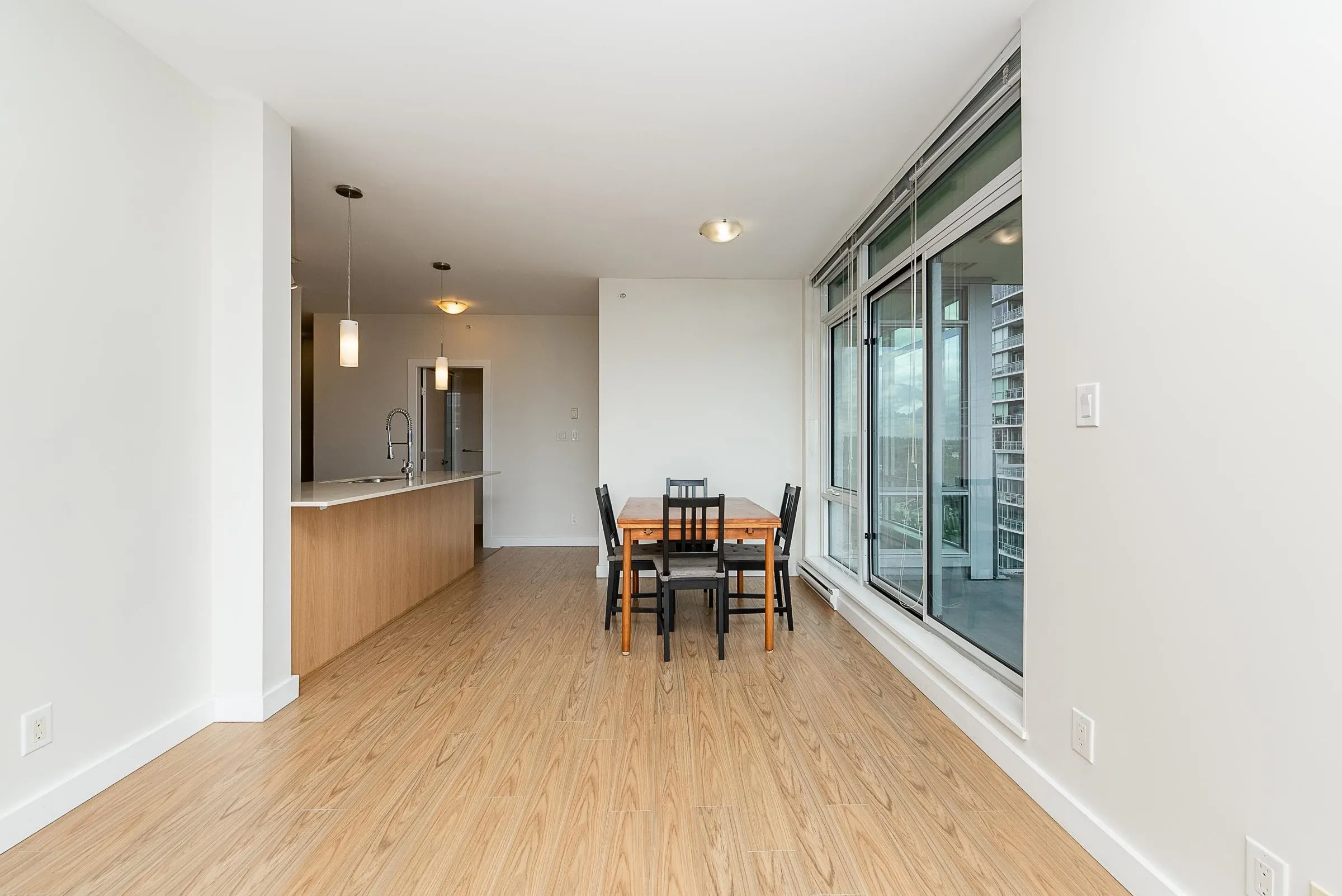 2105 2955 Atlantic Avenue