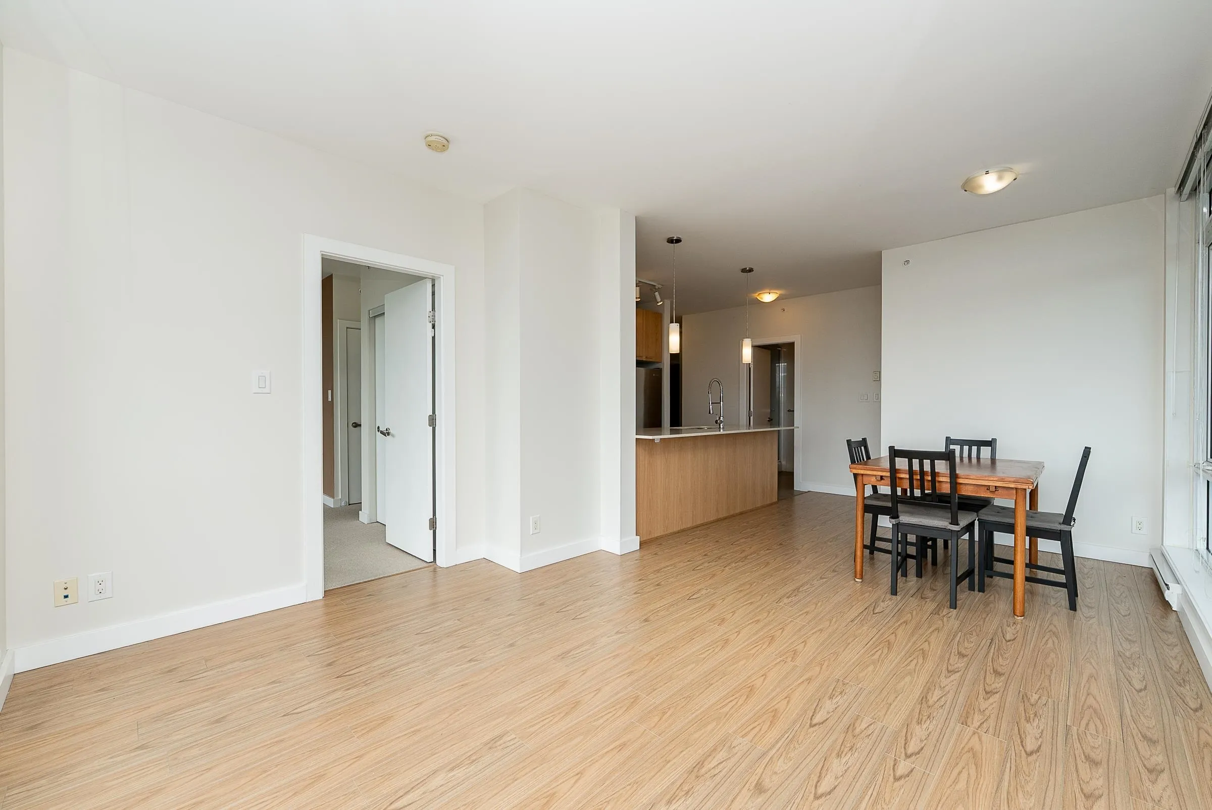 2105 2955 Atlantic Avenue