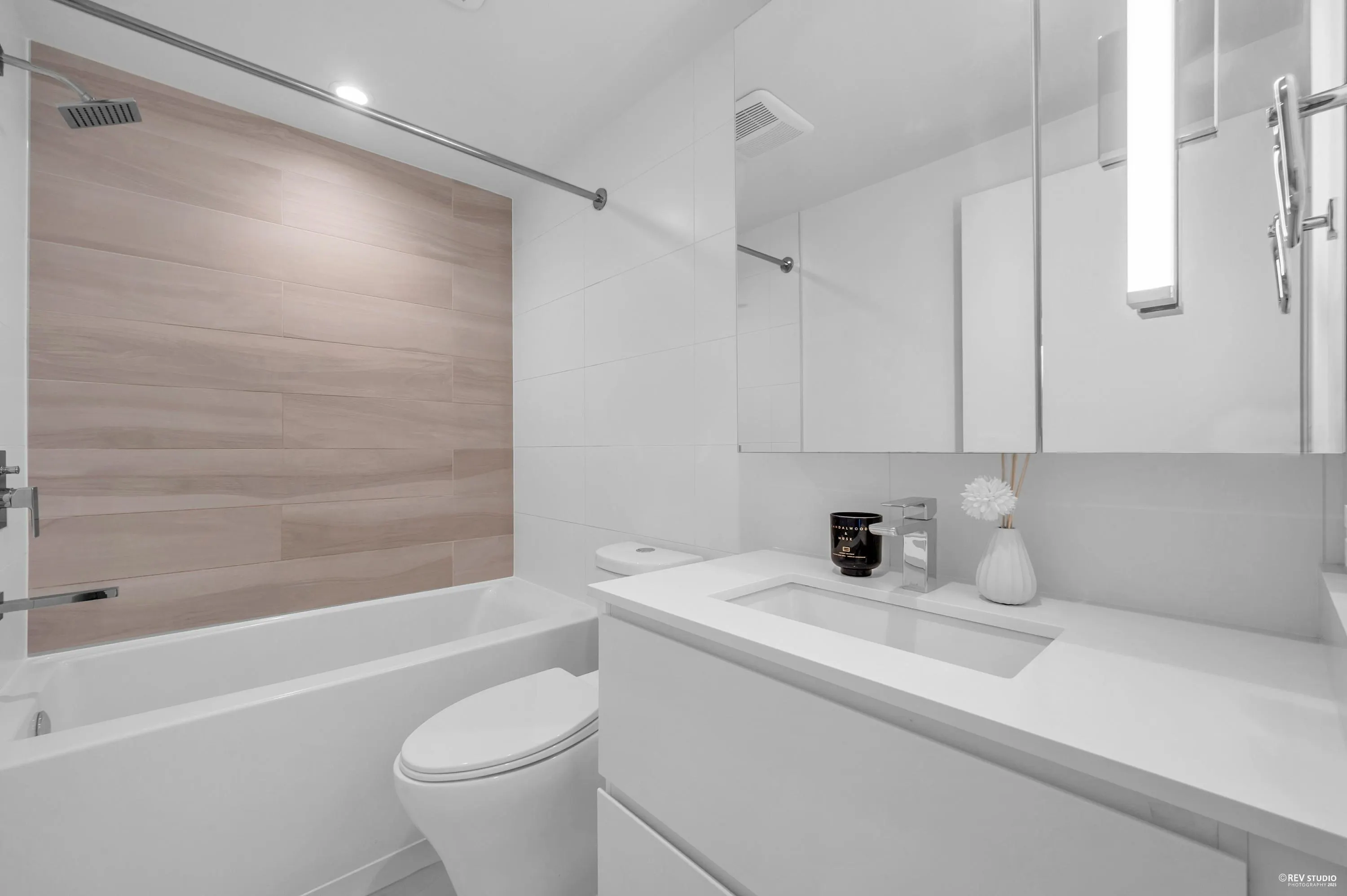 1508 13655 Fraser Highway