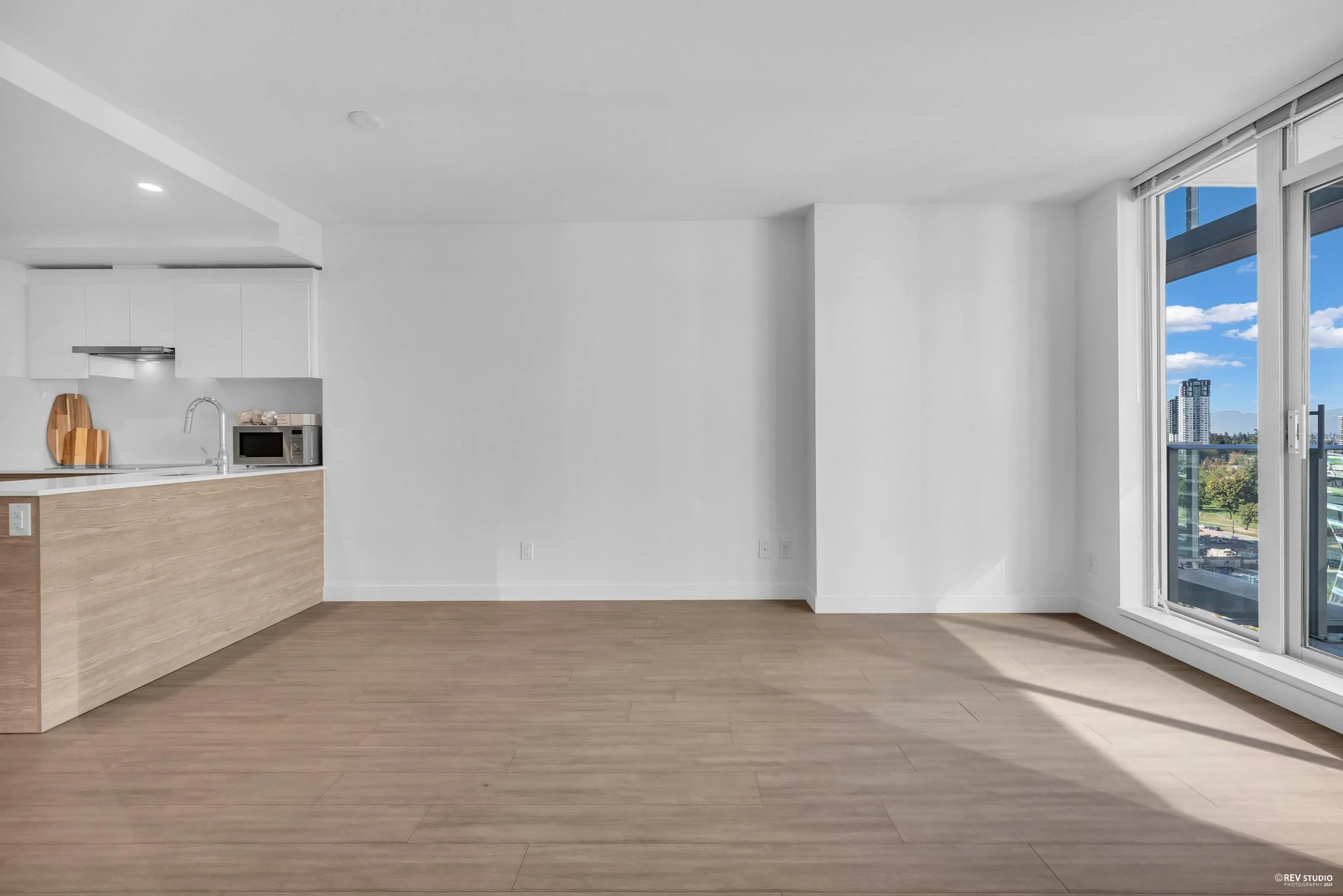 1508 13655 Fraser Highway