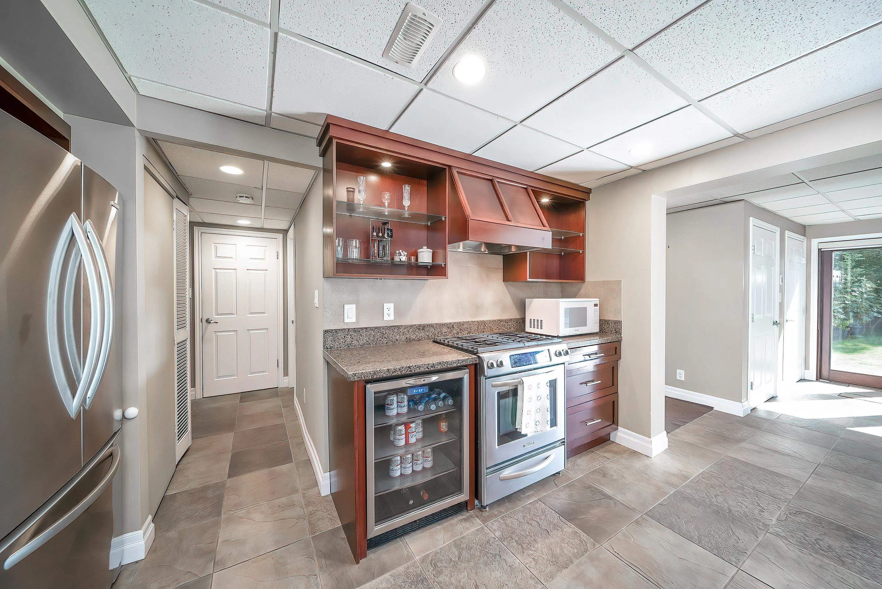 7122 Paulus Court