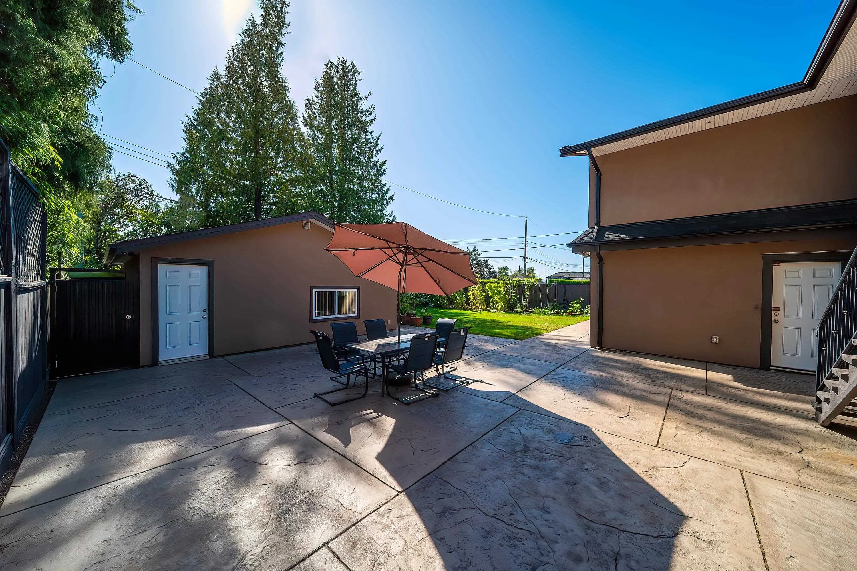 7122 Paulus Court