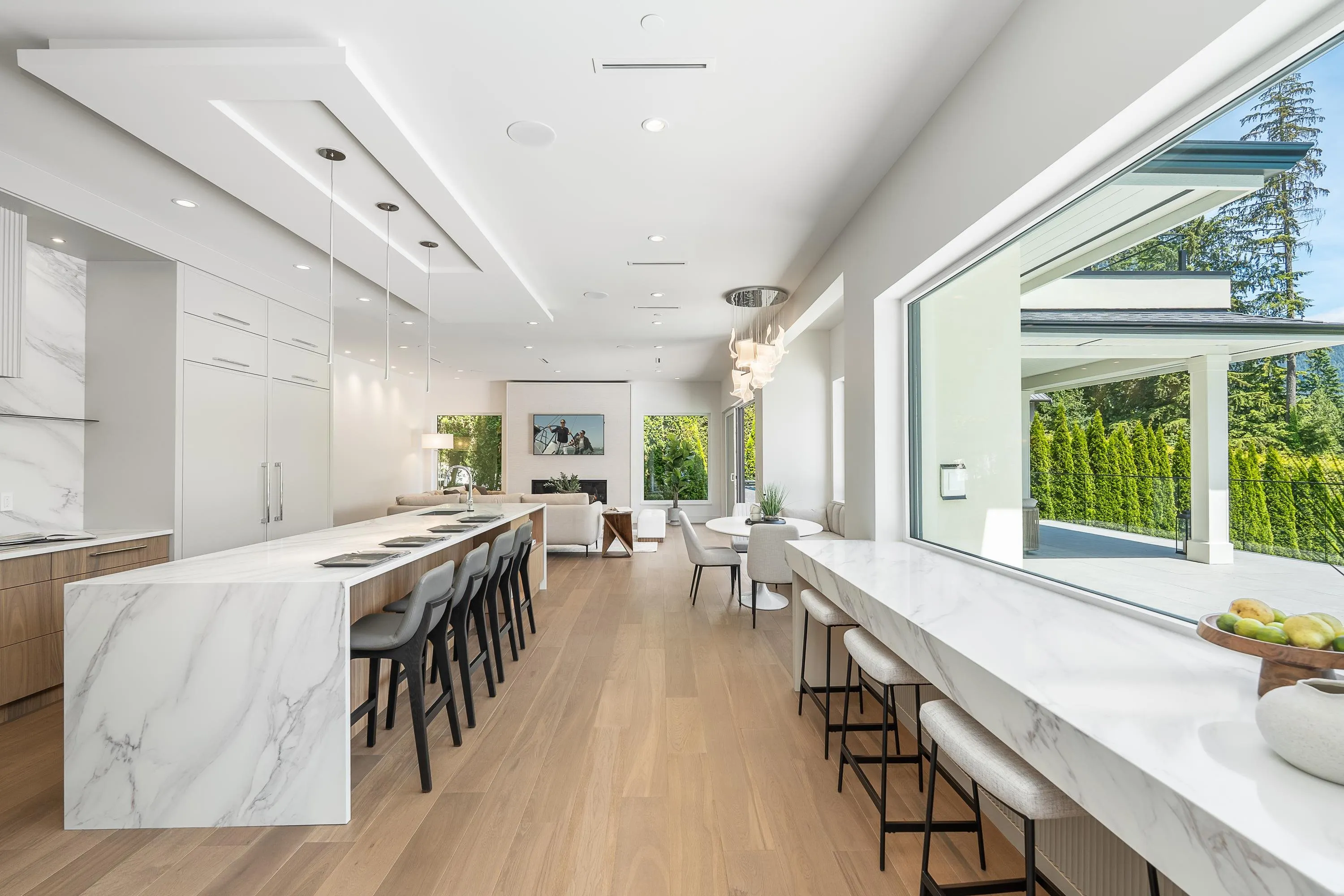 360 Southborough Drive