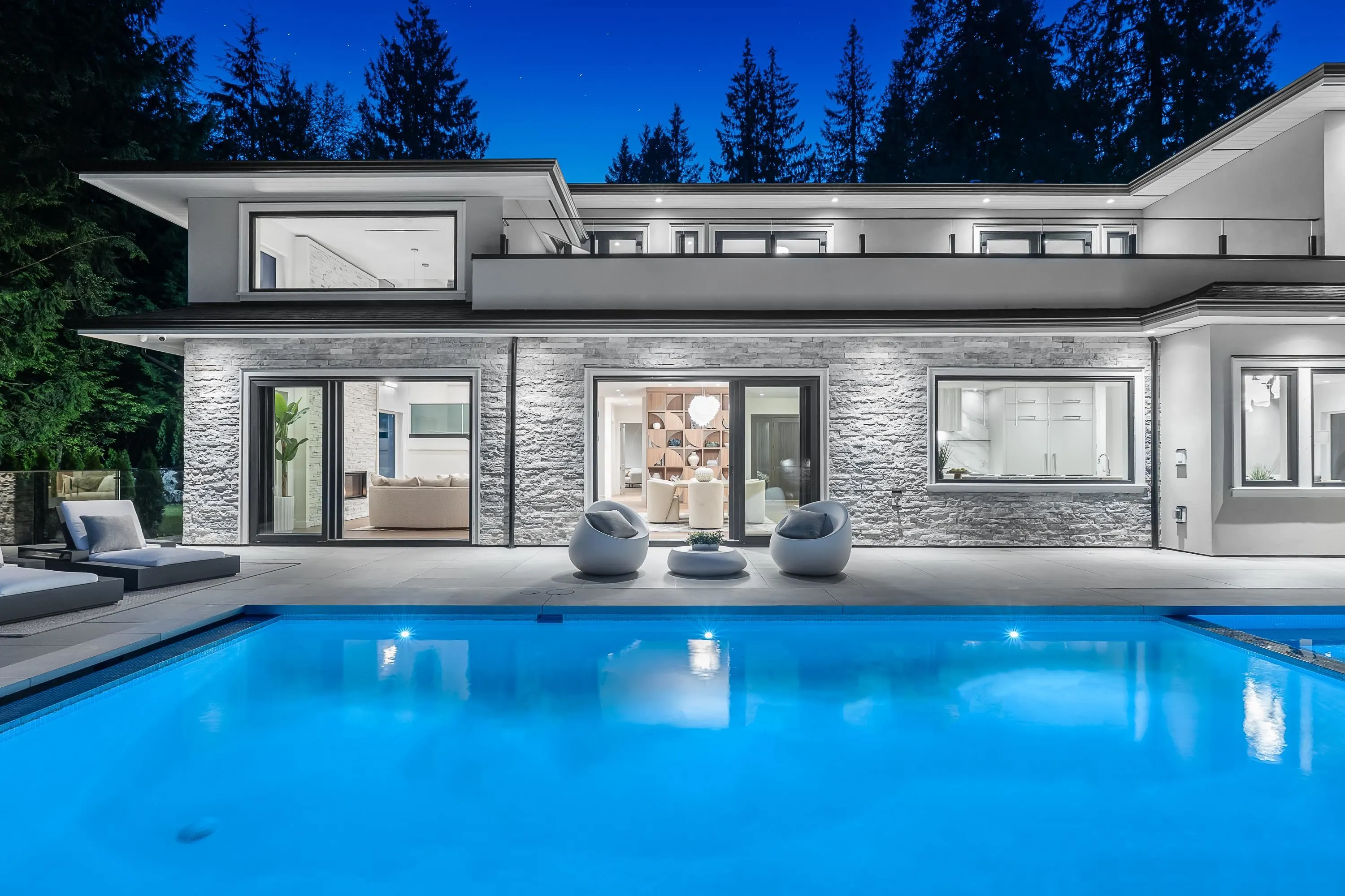 360 Southborough Drive