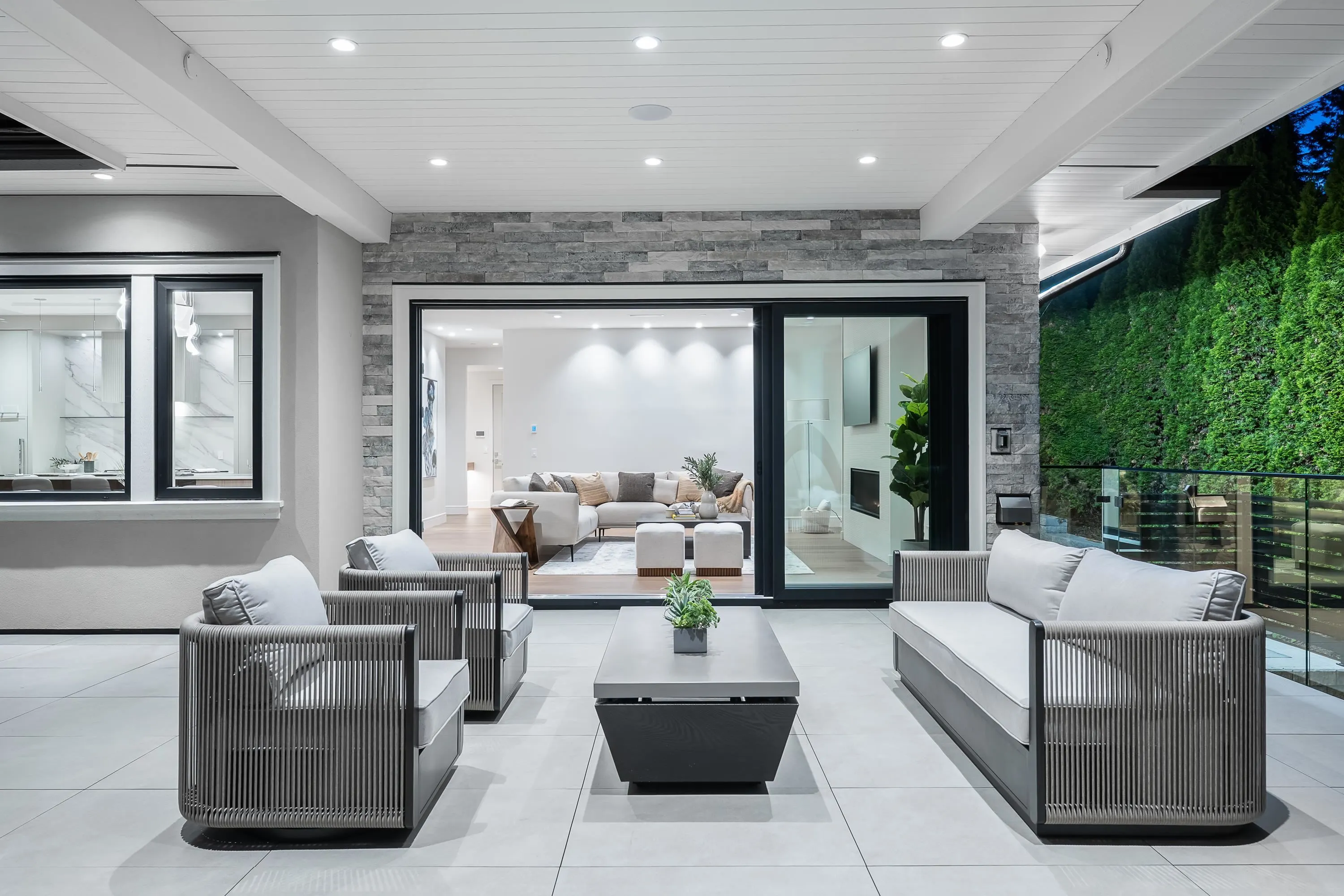 360 Southborough Drive