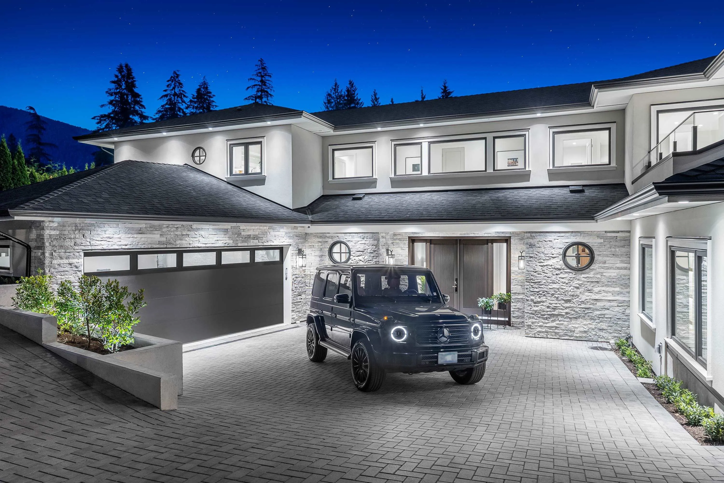 360 Southborough Drive