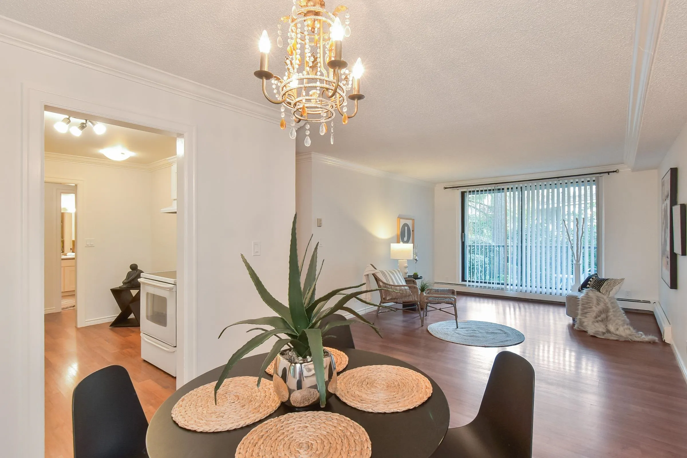 113 1740 Southmere Crescent