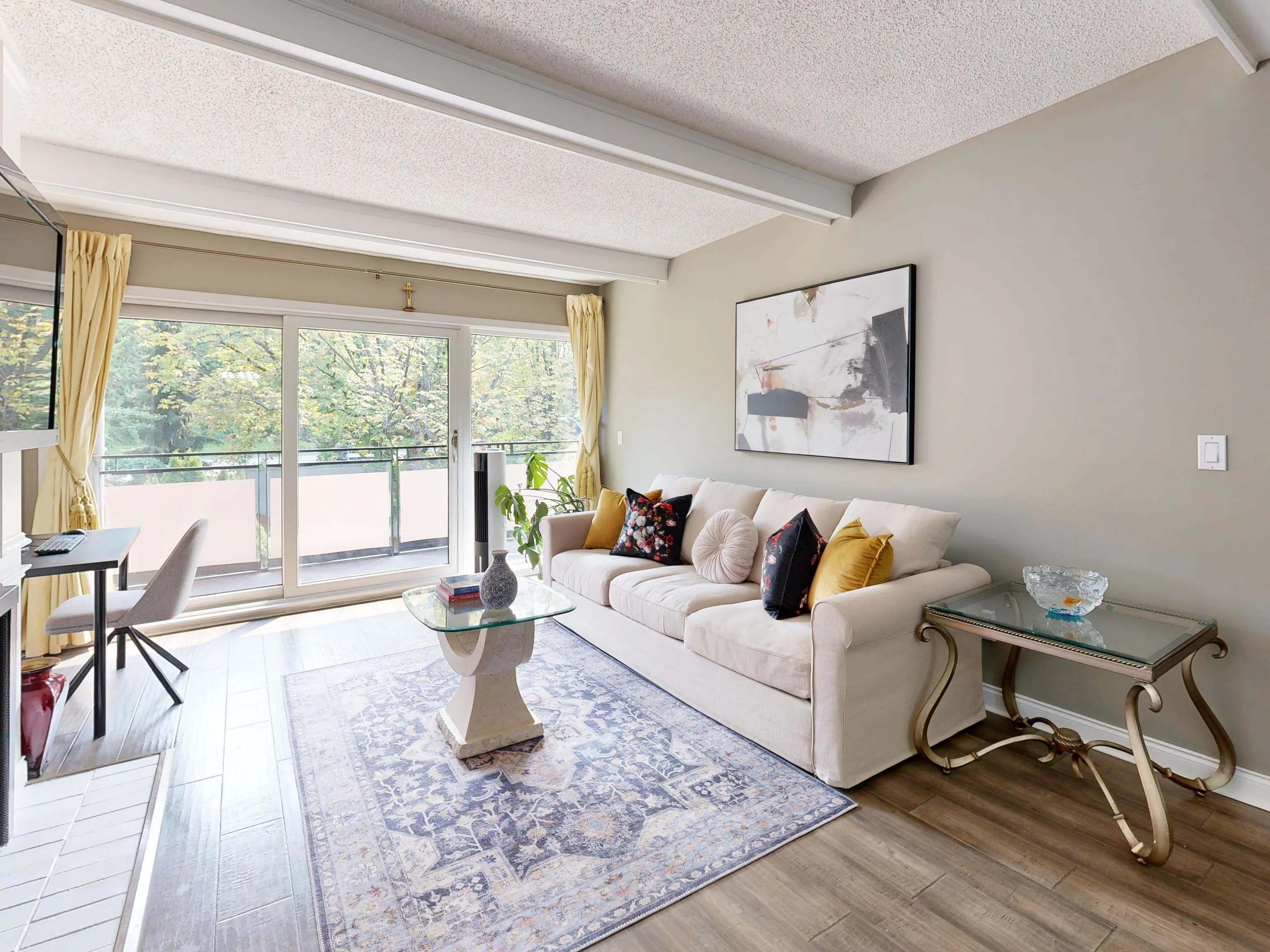 510 1405 W 15th Avenue