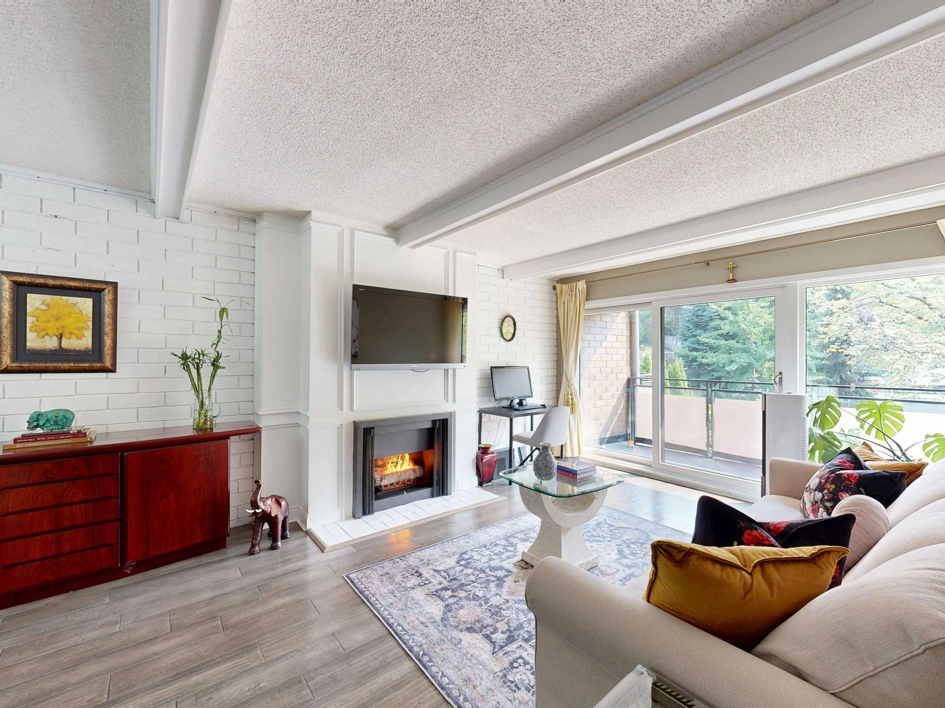 510 1405 W 15th Avenue