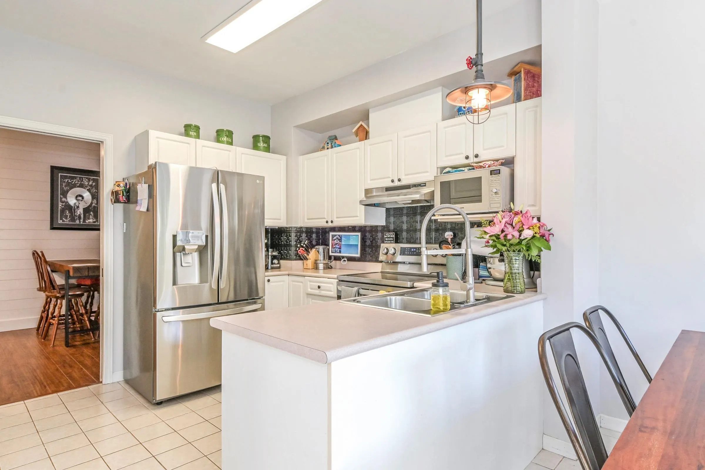 136 20820 87 Avenue