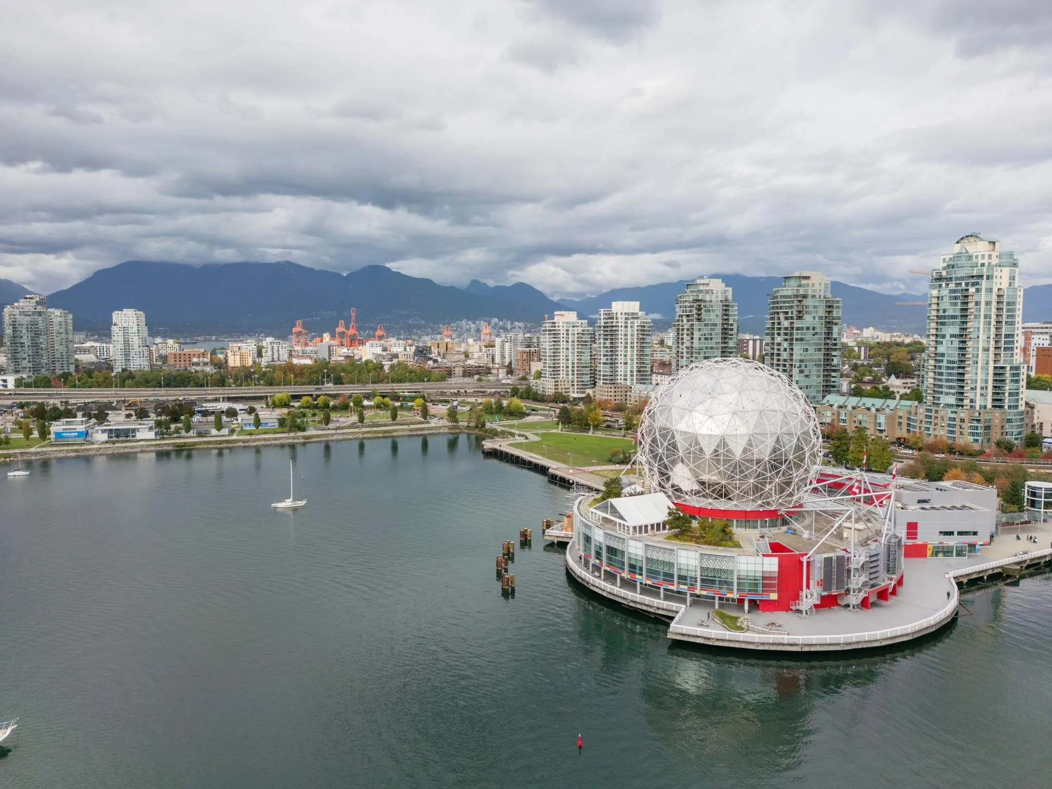 1001 108 W 1st Avenue