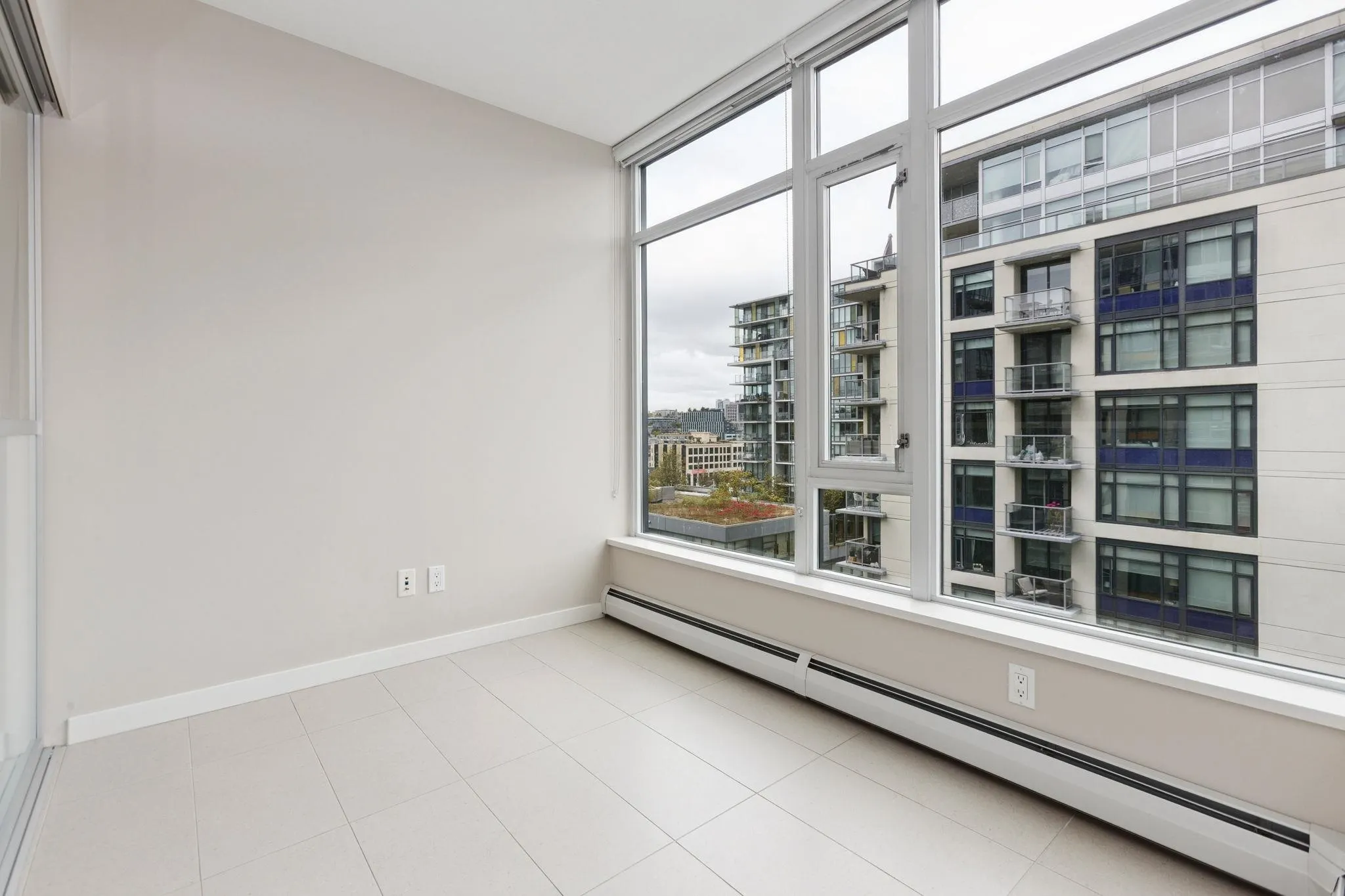 1001 108 W 1st Avenue