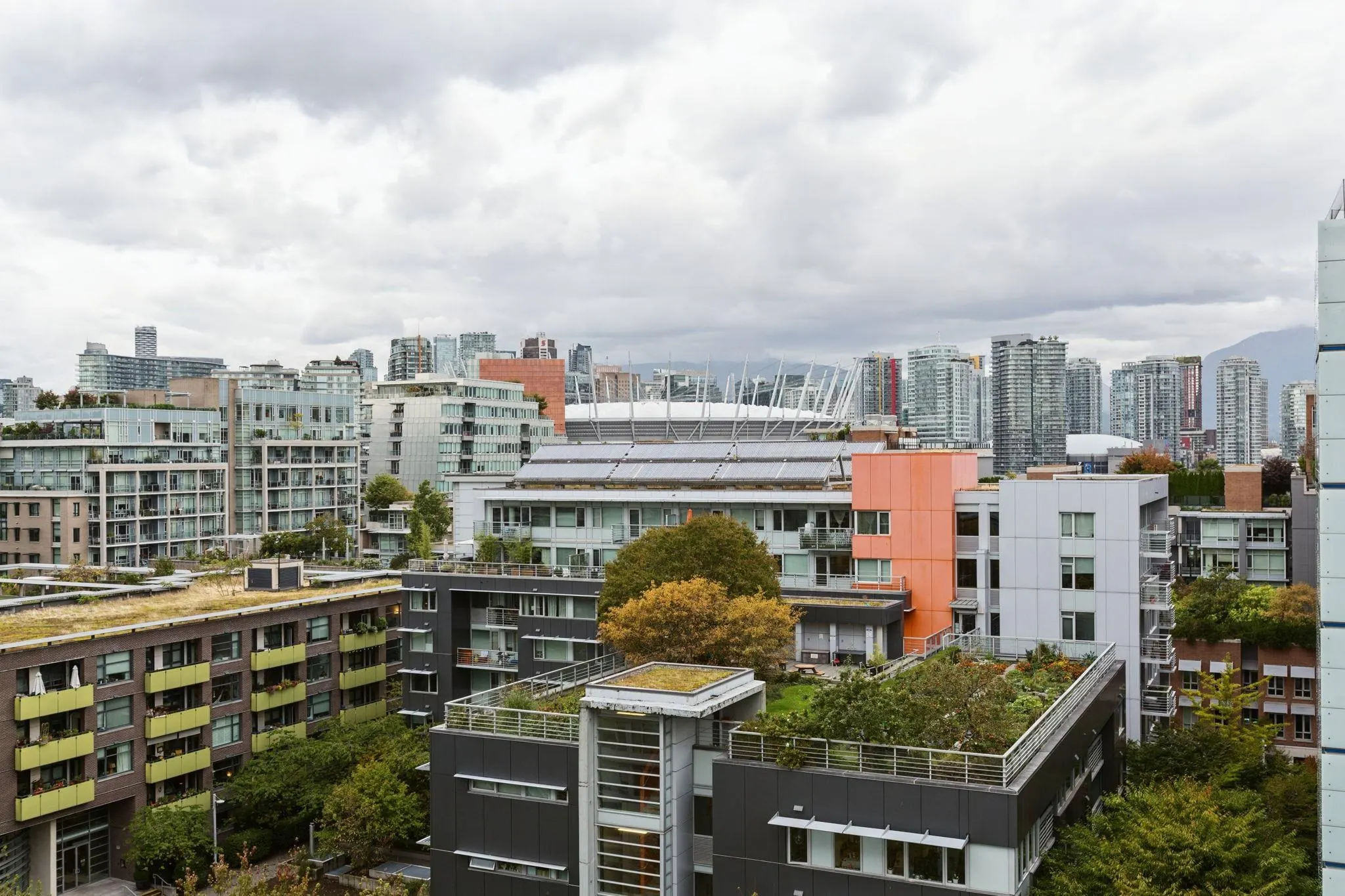 1001 108 W 1st Avenue