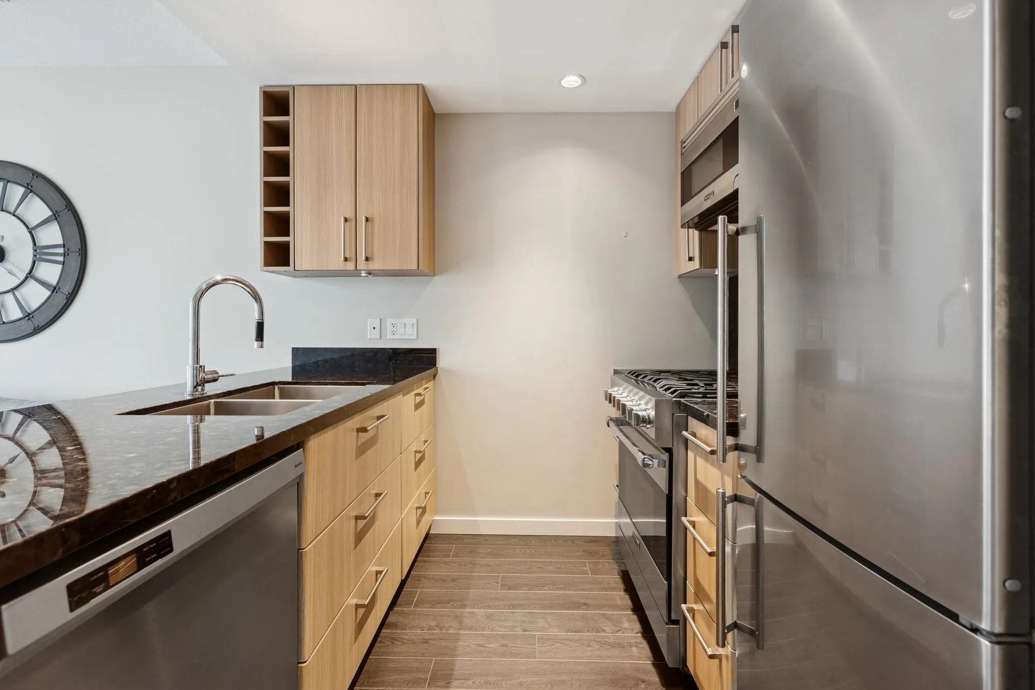 1001 108 W 1st Avenue