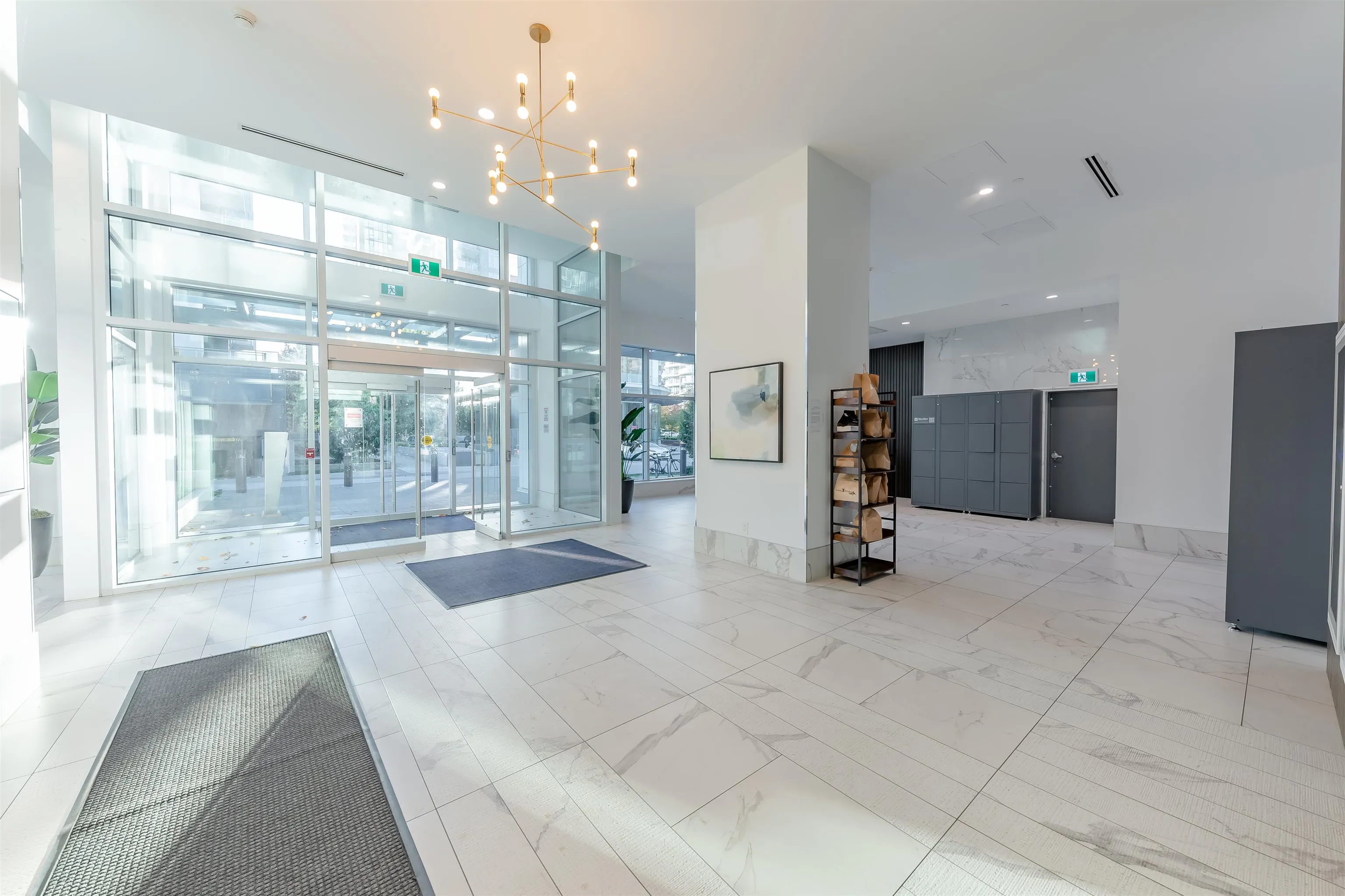 3305 13350 Central Avenue