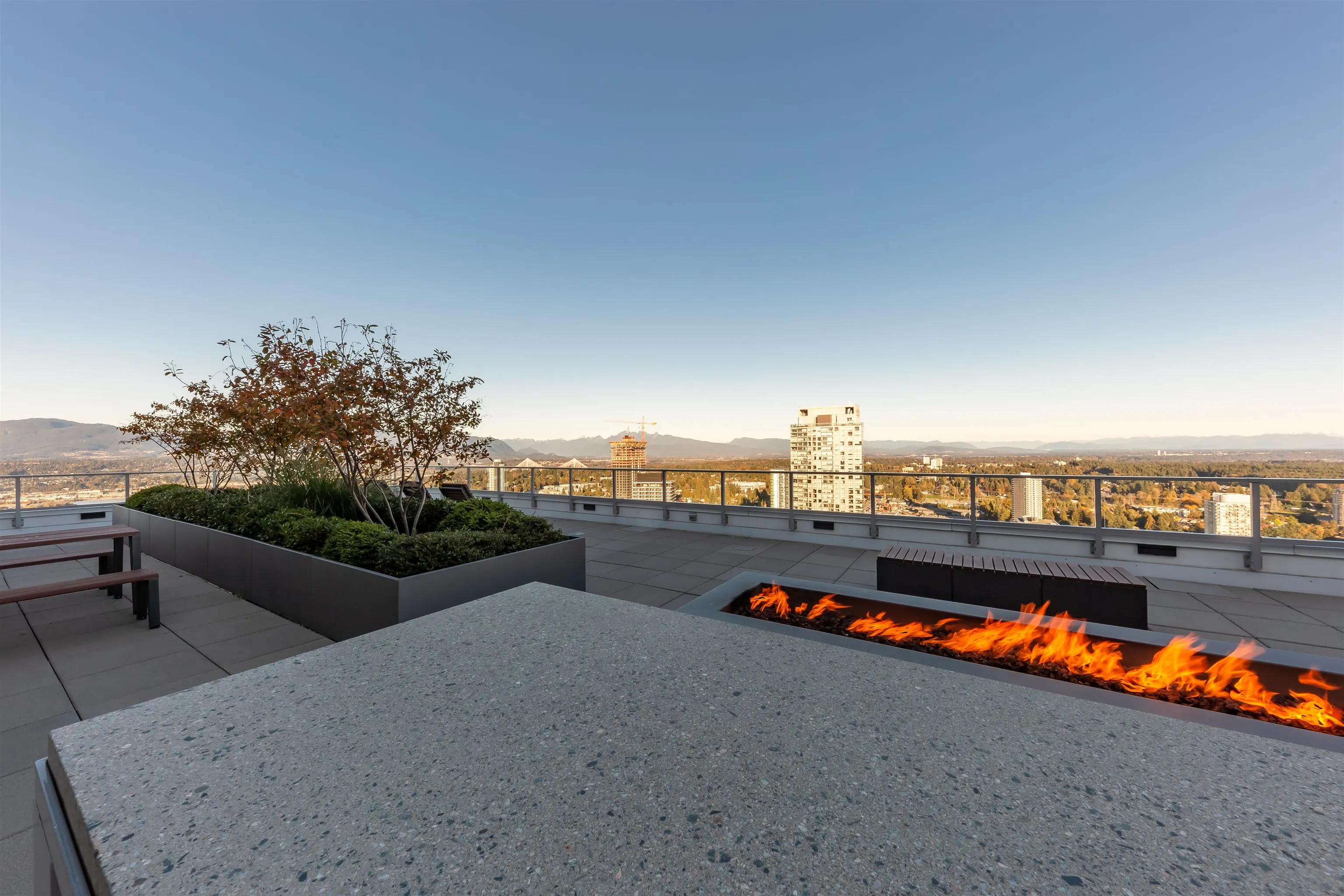 3305 13350 Central Avenue