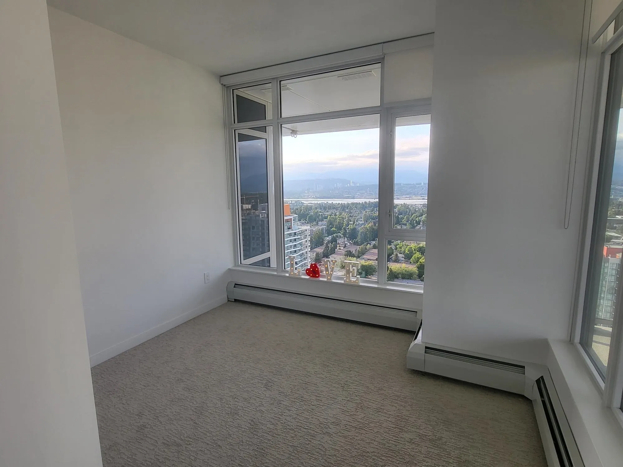 3305 13350 Central Avenue