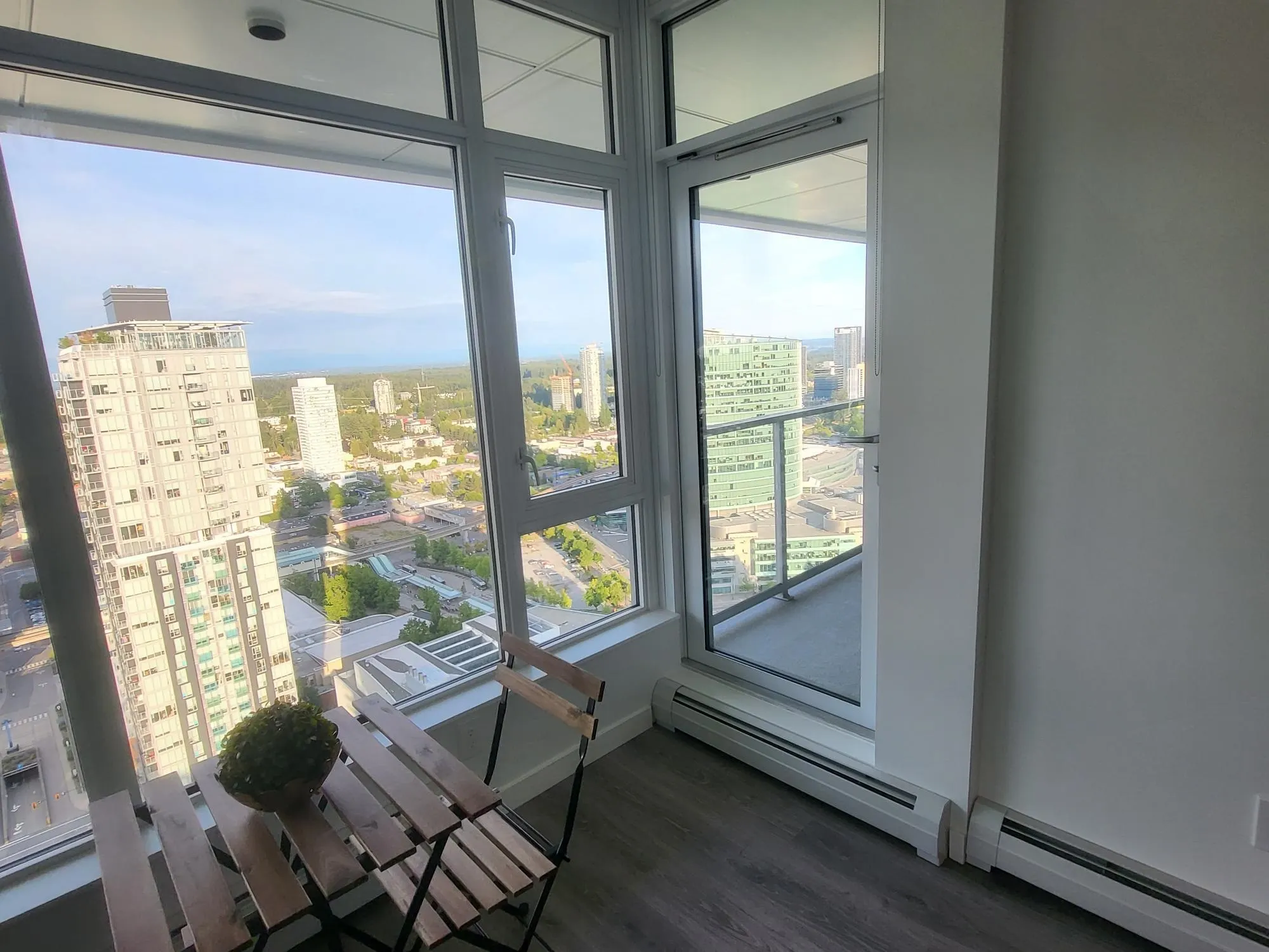3305 13350 Central Avenue