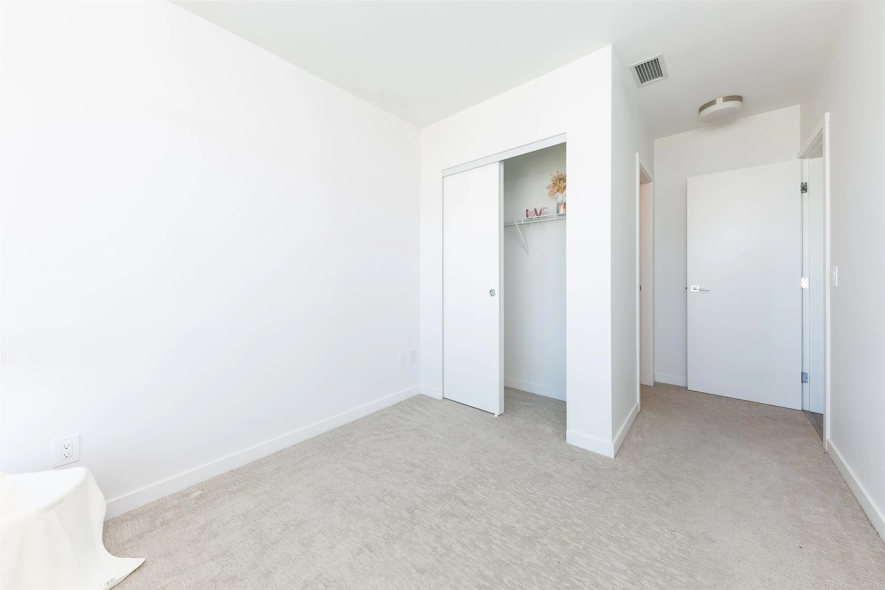 3305 13350 Central Avenue