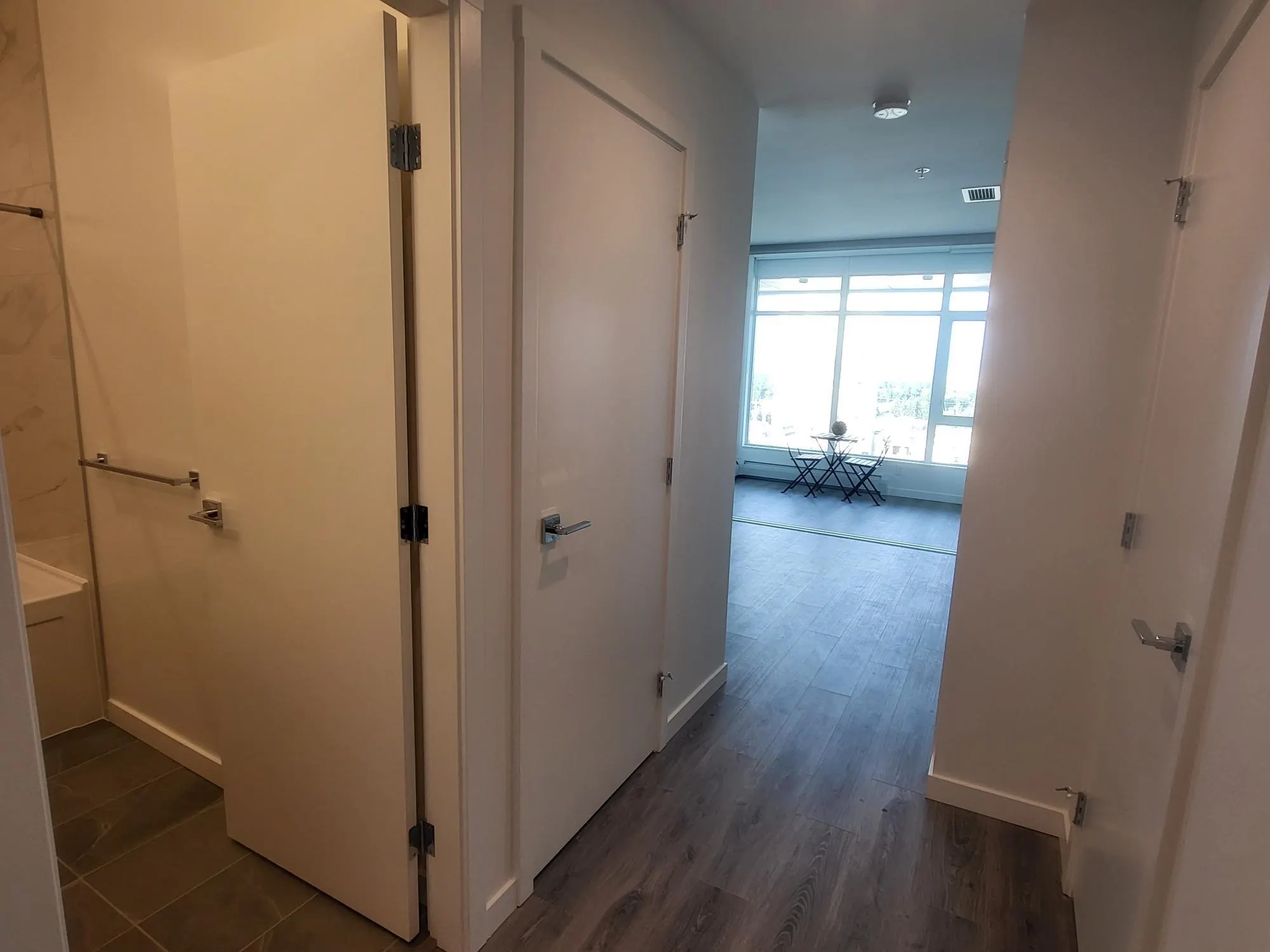 3305 13350 Central Avenue