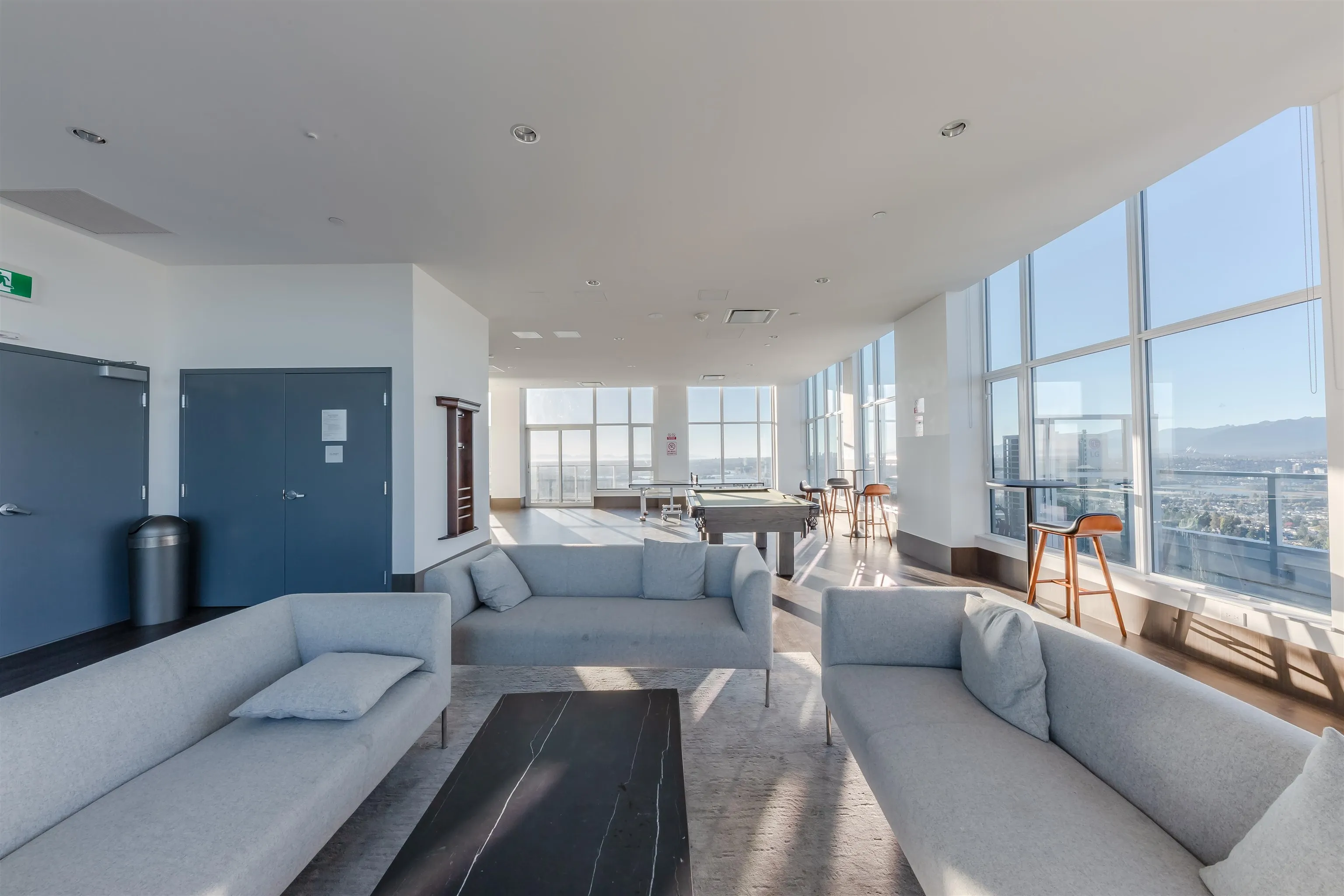 3305 13350 Central Avenue