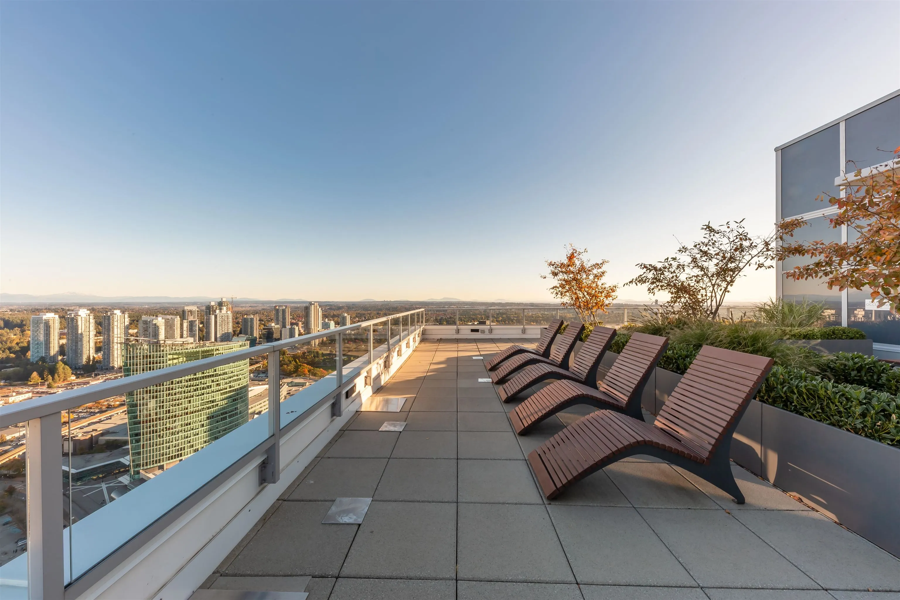 3305 13350 Central Avenue