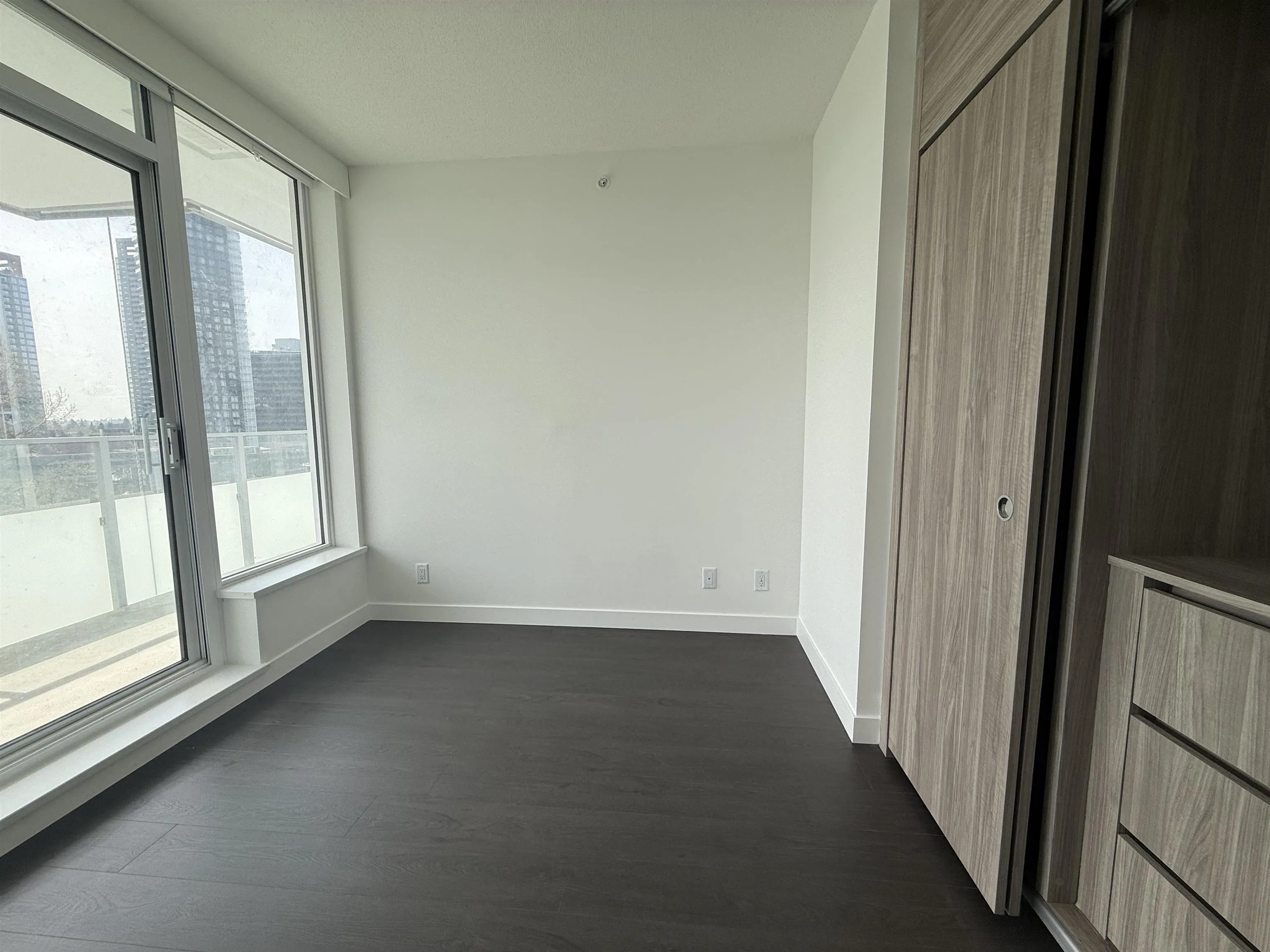807 13768 100 Avenue