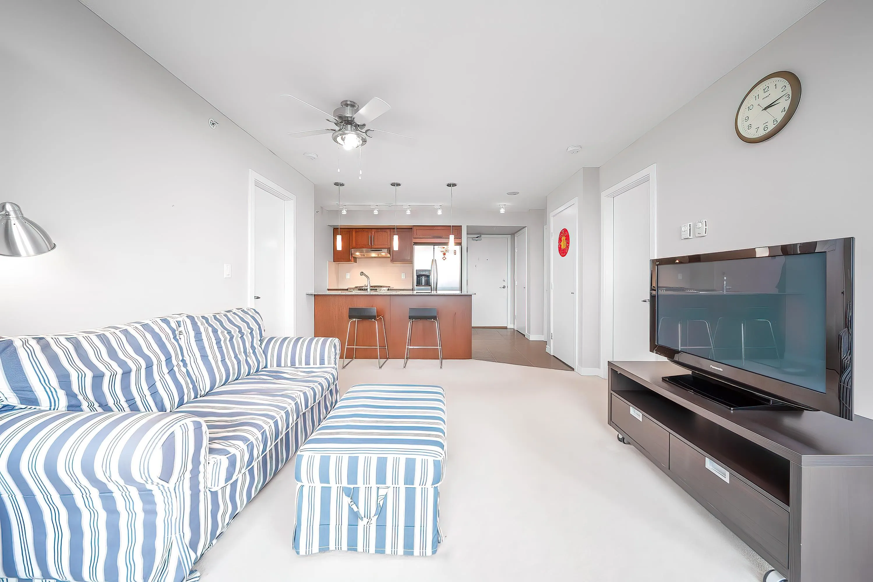 1205 7088 Salisbury Avenue