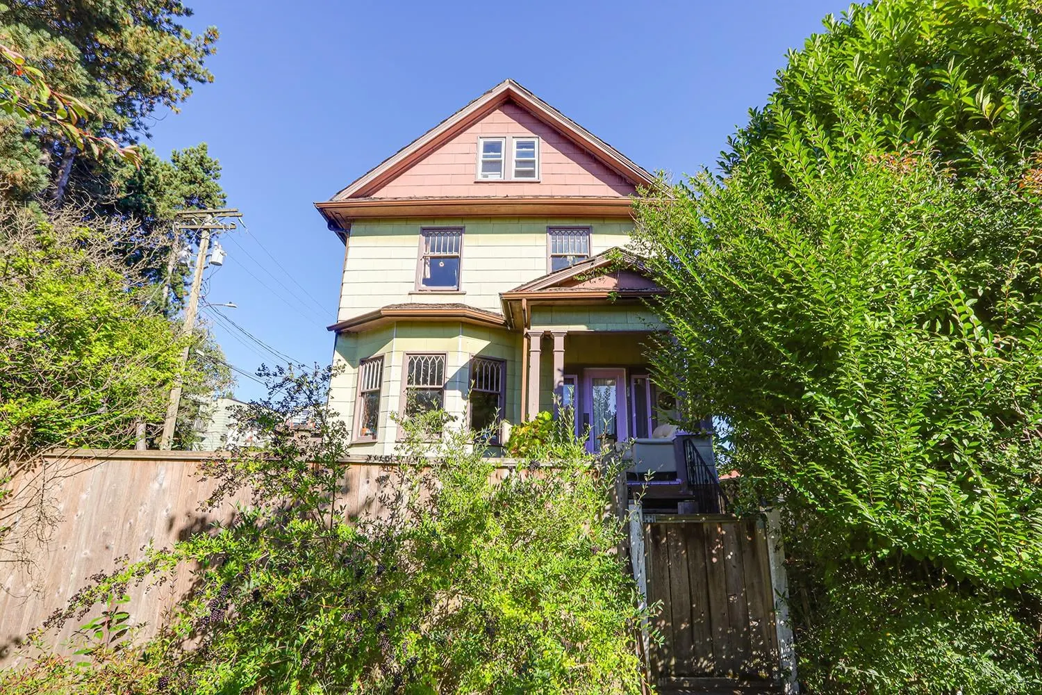 333 E13th Avenue