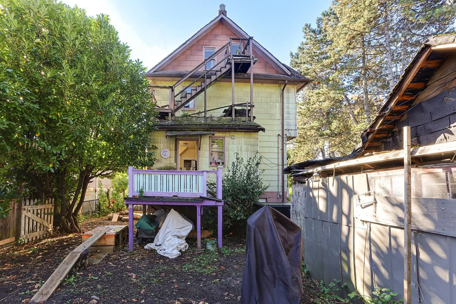 333 E13th Avenue