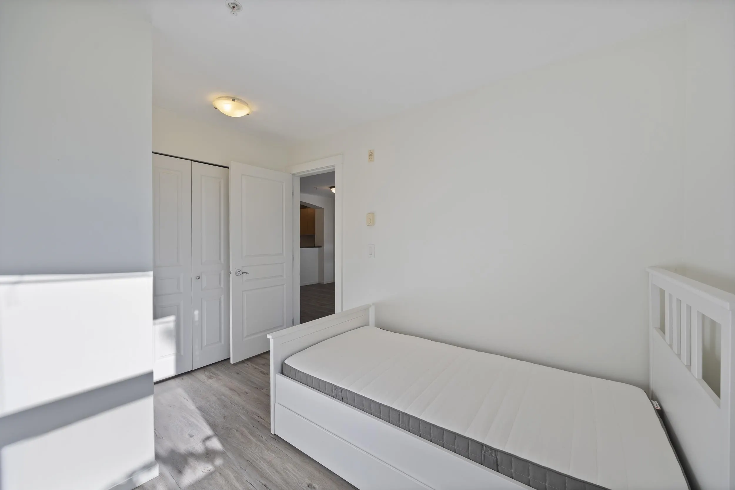 310 9339 University Crescent