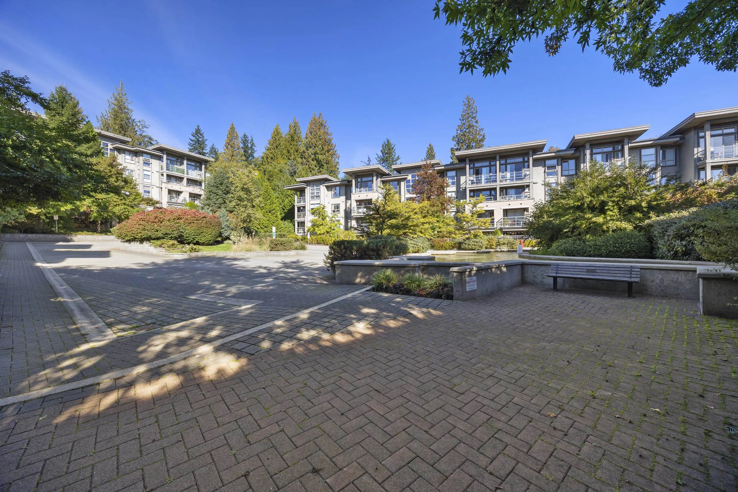 310 9339 University Crescent