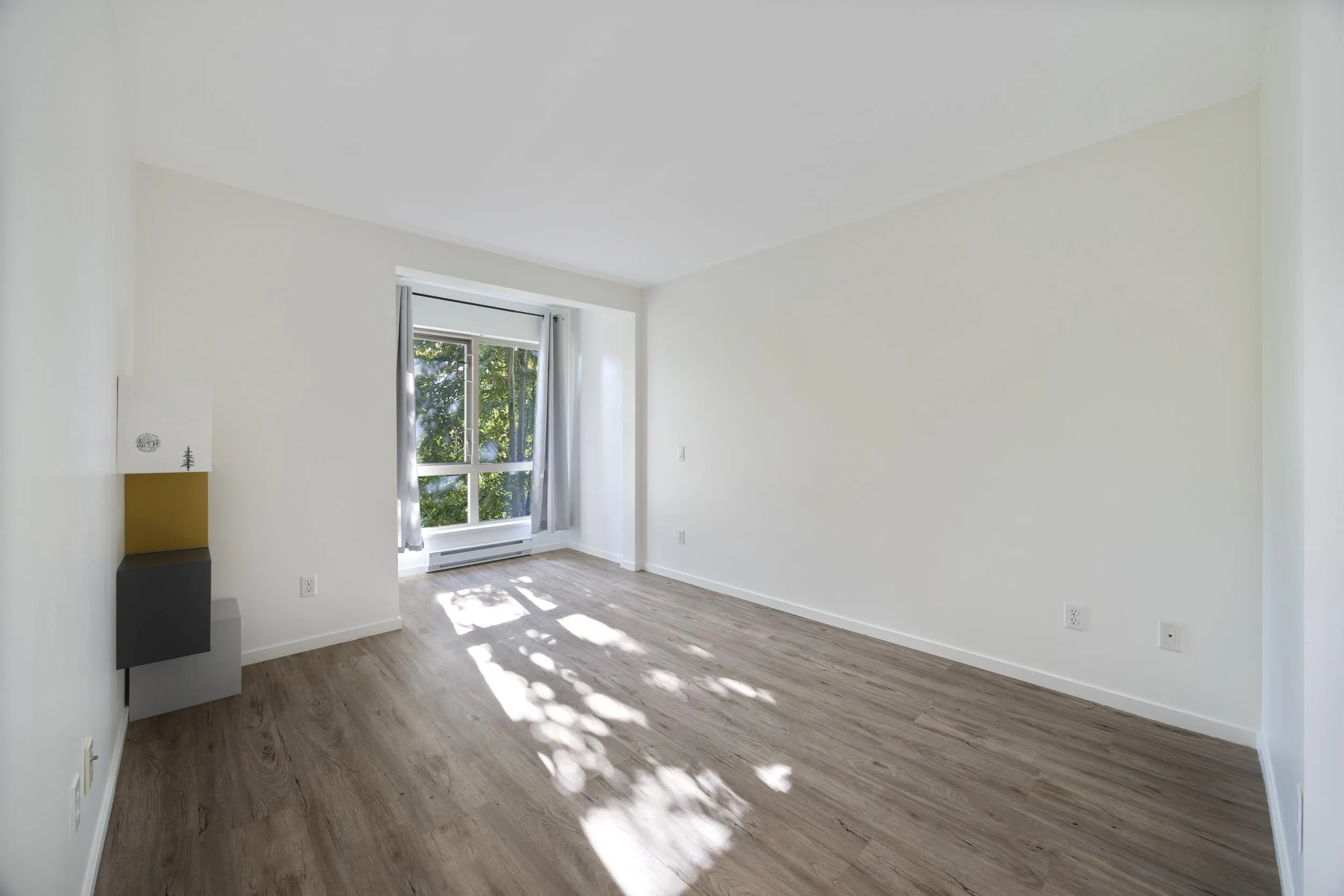 310 9339 University Crescent