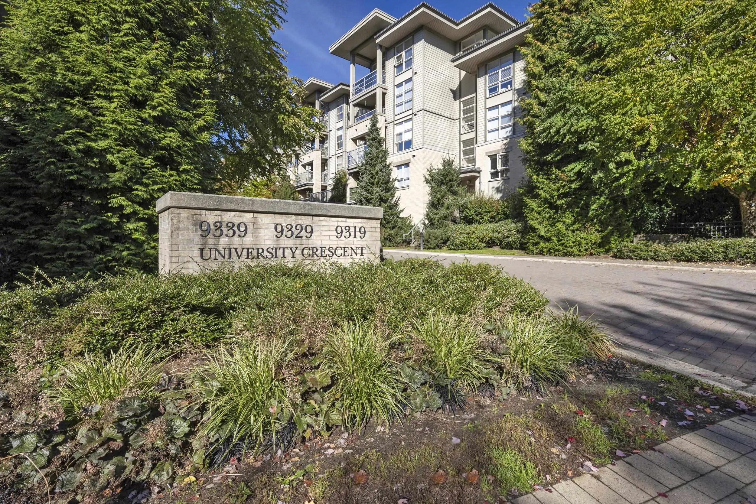 310 9339 University Crescent