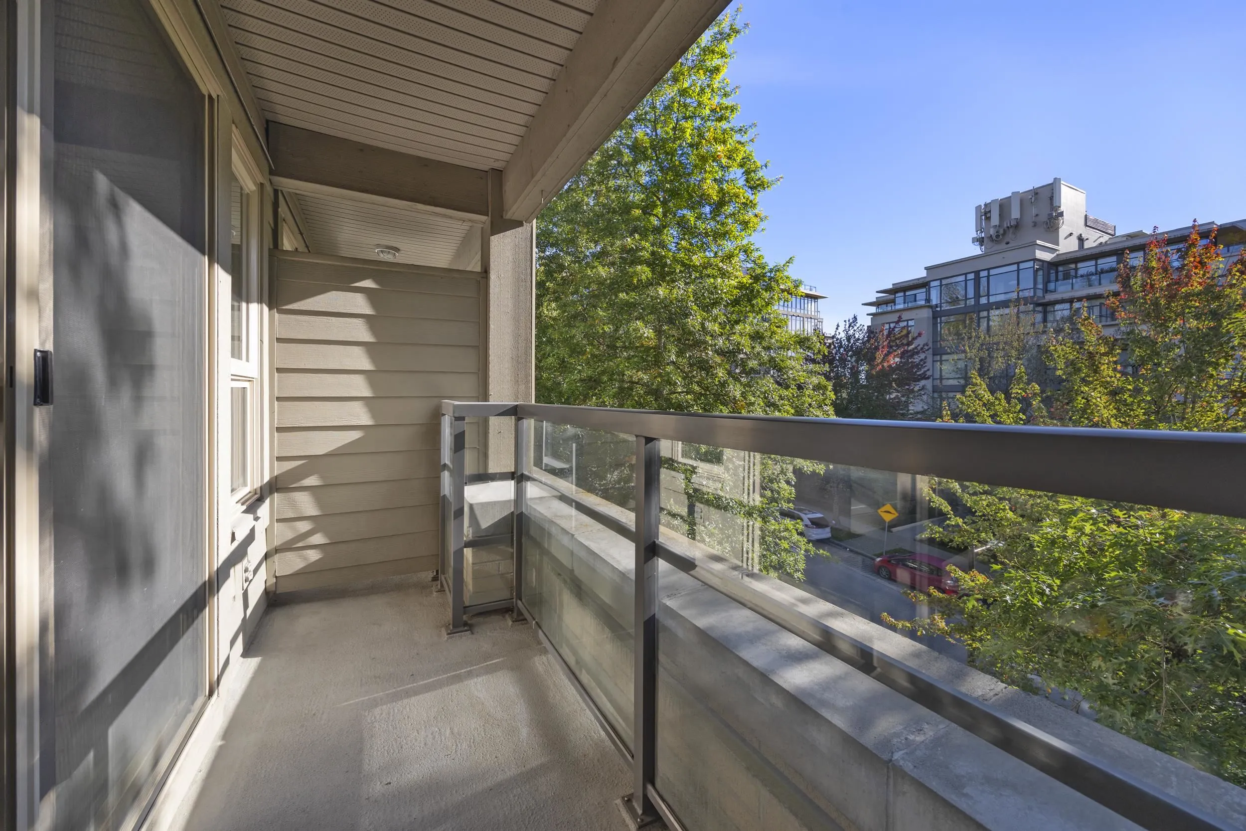 310 9339 University Crescent