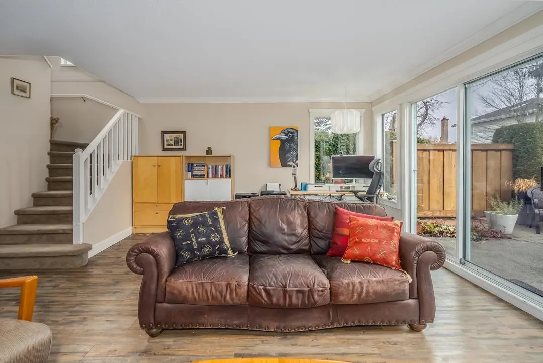 31 12331 Phoenix Drive