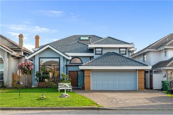 6440 Livingstone Place