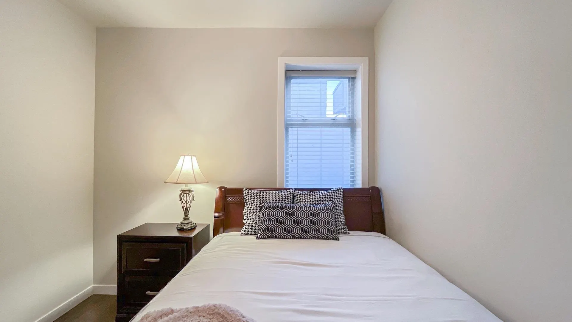 PH16 5288 Grimmer Street